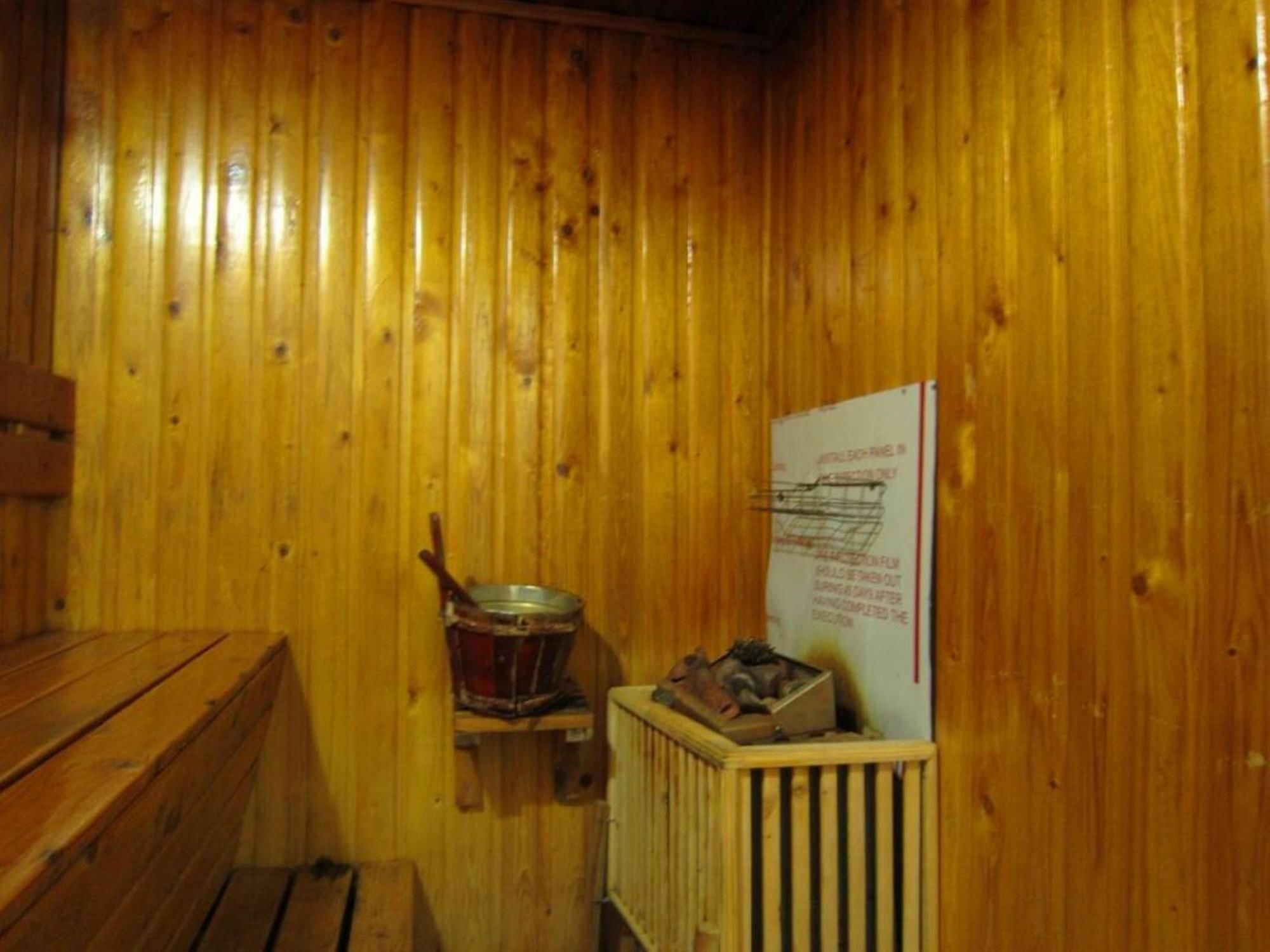 Tan Ha Hotel 2*