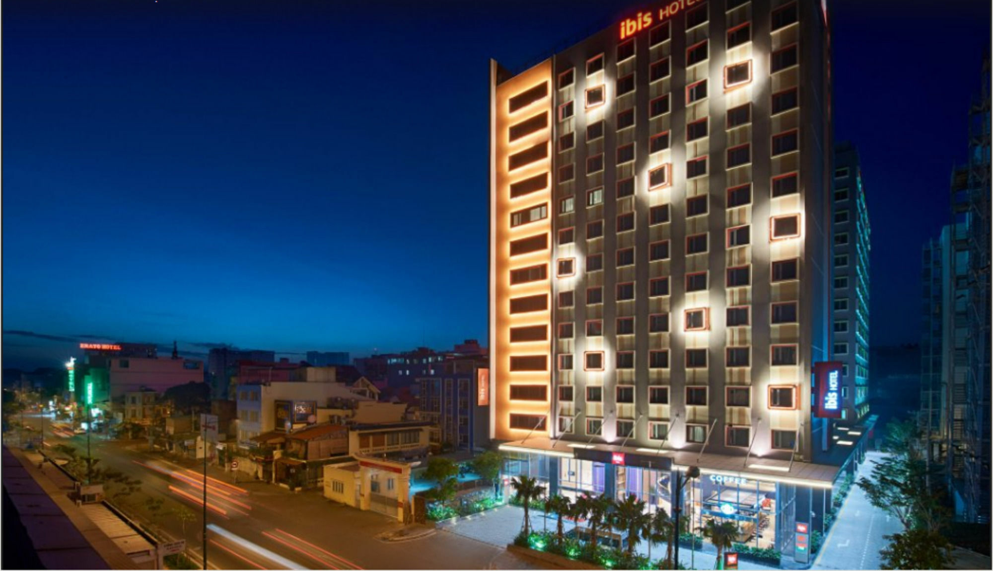 Ibis Saigon Airport Hotel