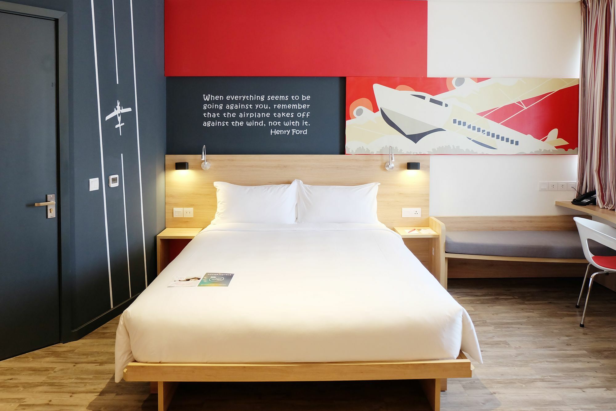 Ibis Saigon Airport Hotel