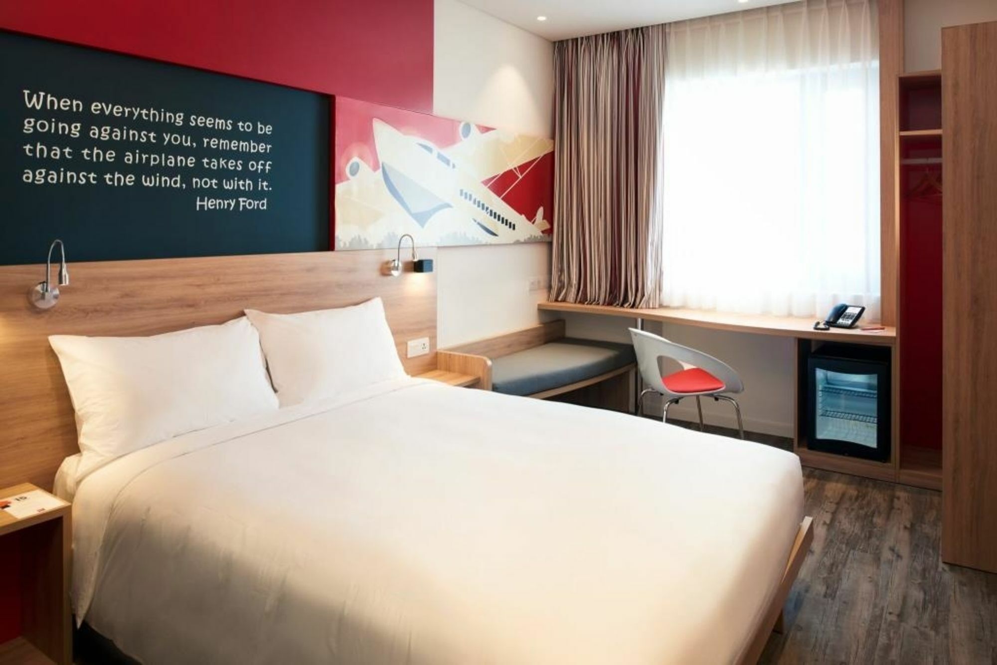 Ibis Saigon Airport Hotel