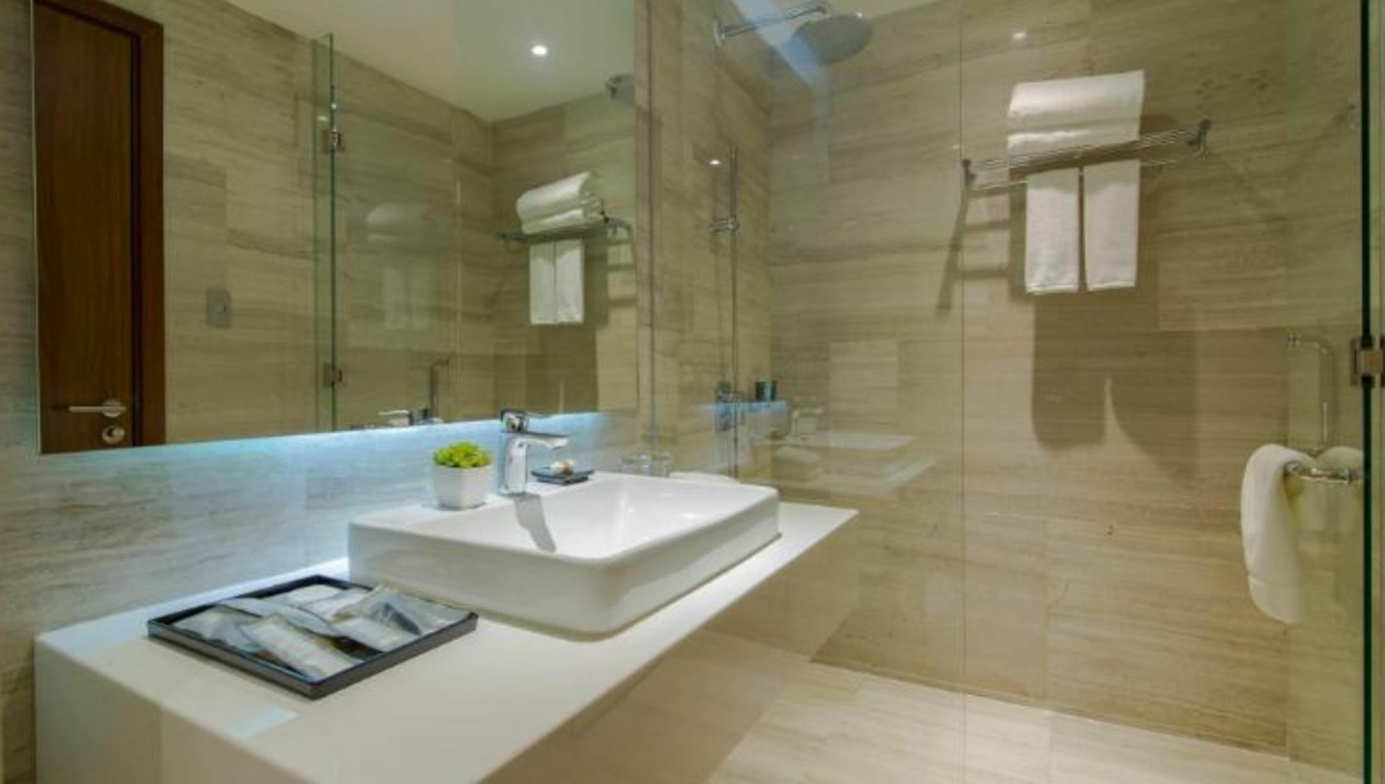 Amena Residences & Managed By Melia Hotel