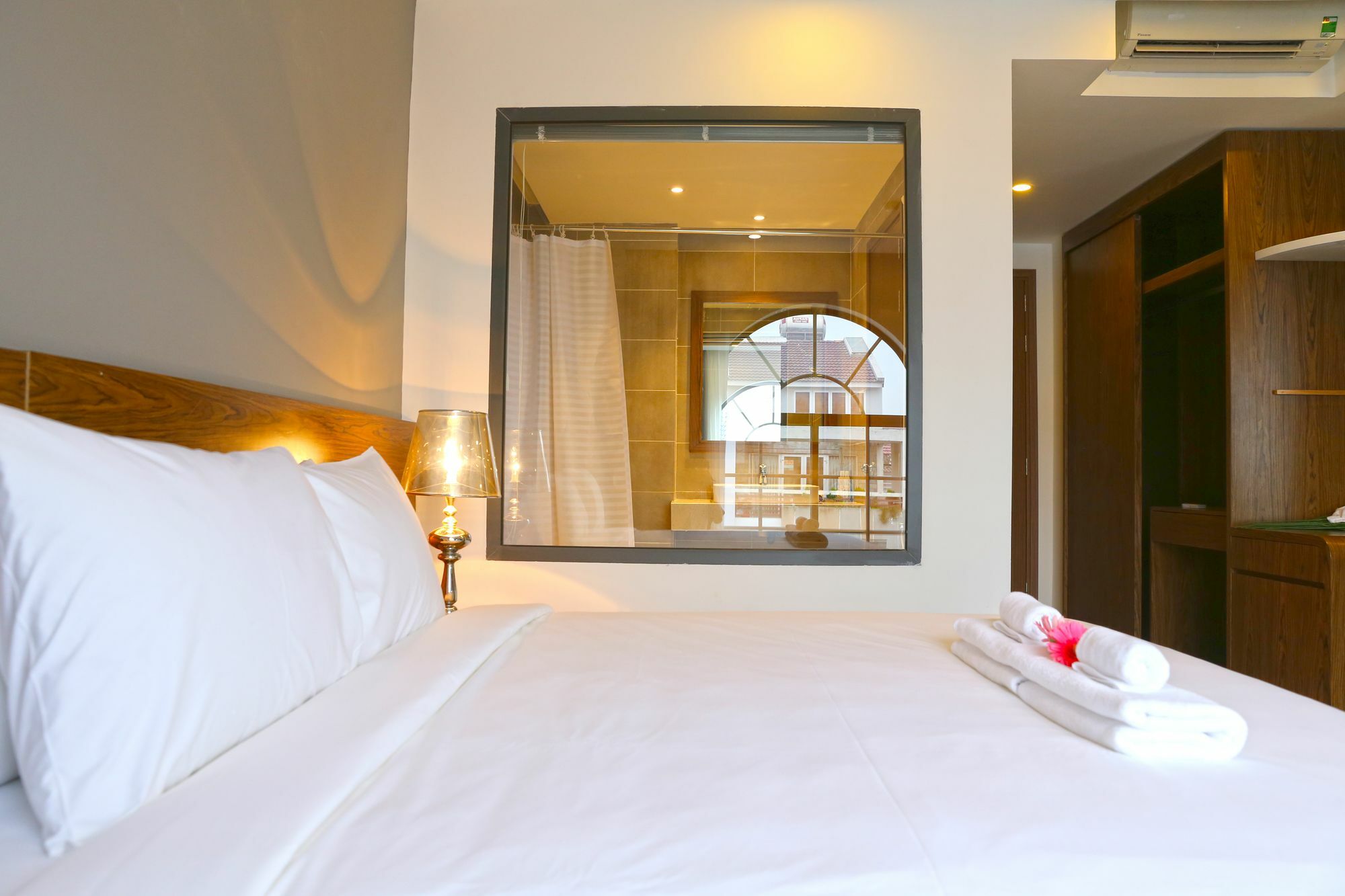 Bizu Royal Hotel