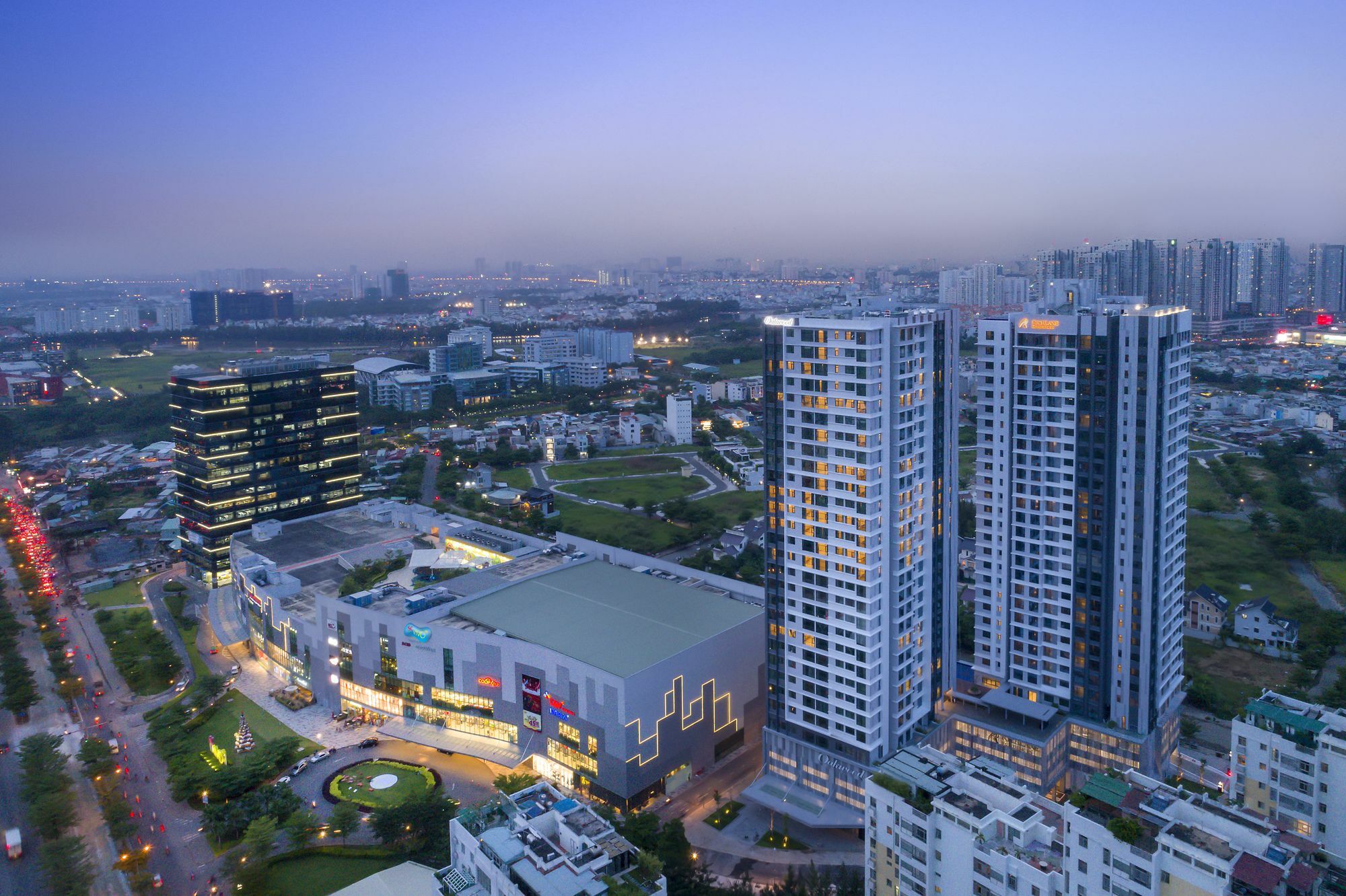 Aparthotel Oakwood Saigon 5*
