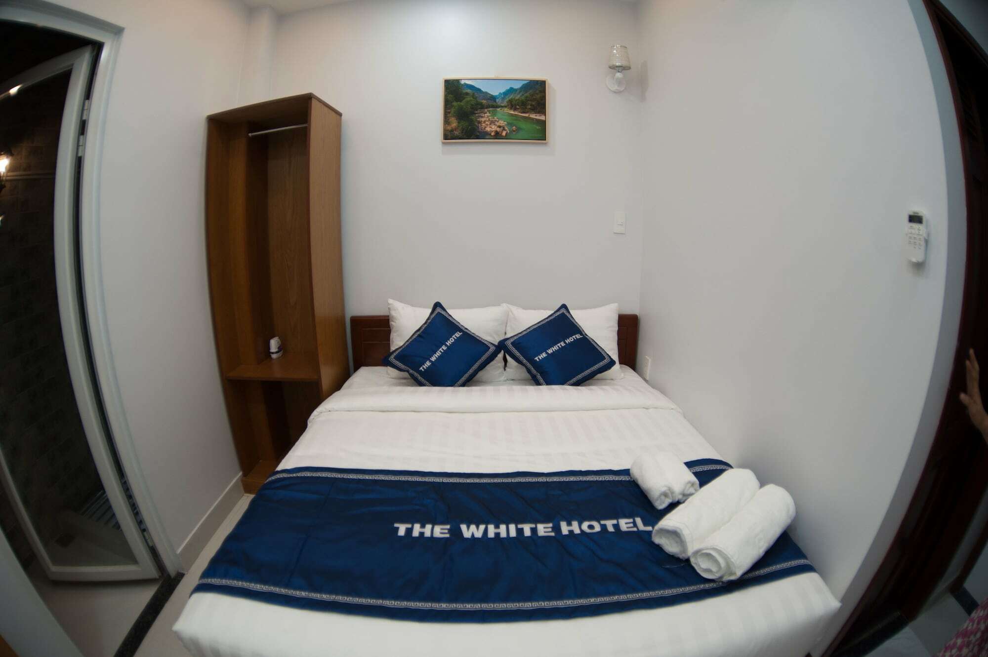 The White House 3* Ho Chi Minh City