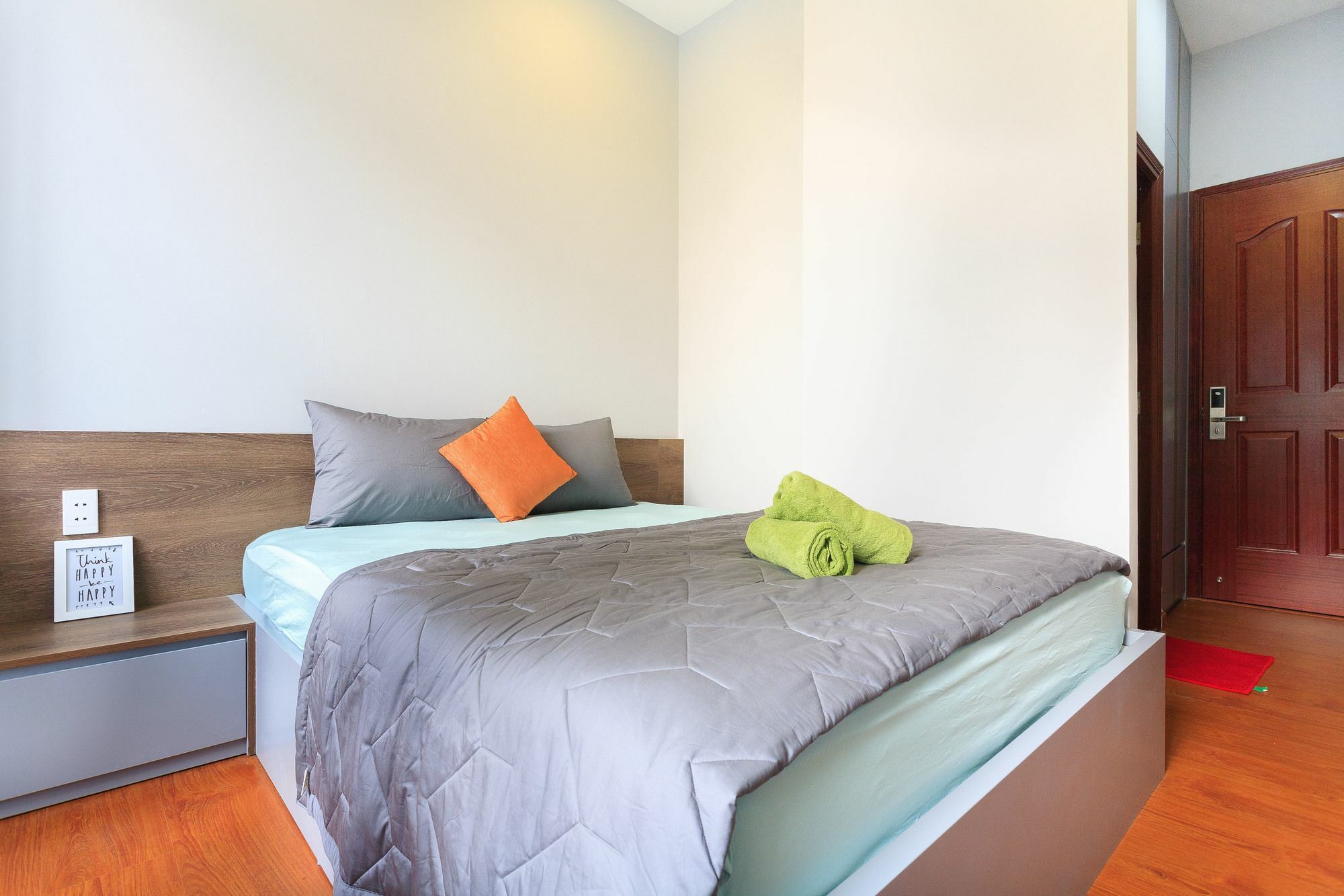 Homestay Peace - District 1 *