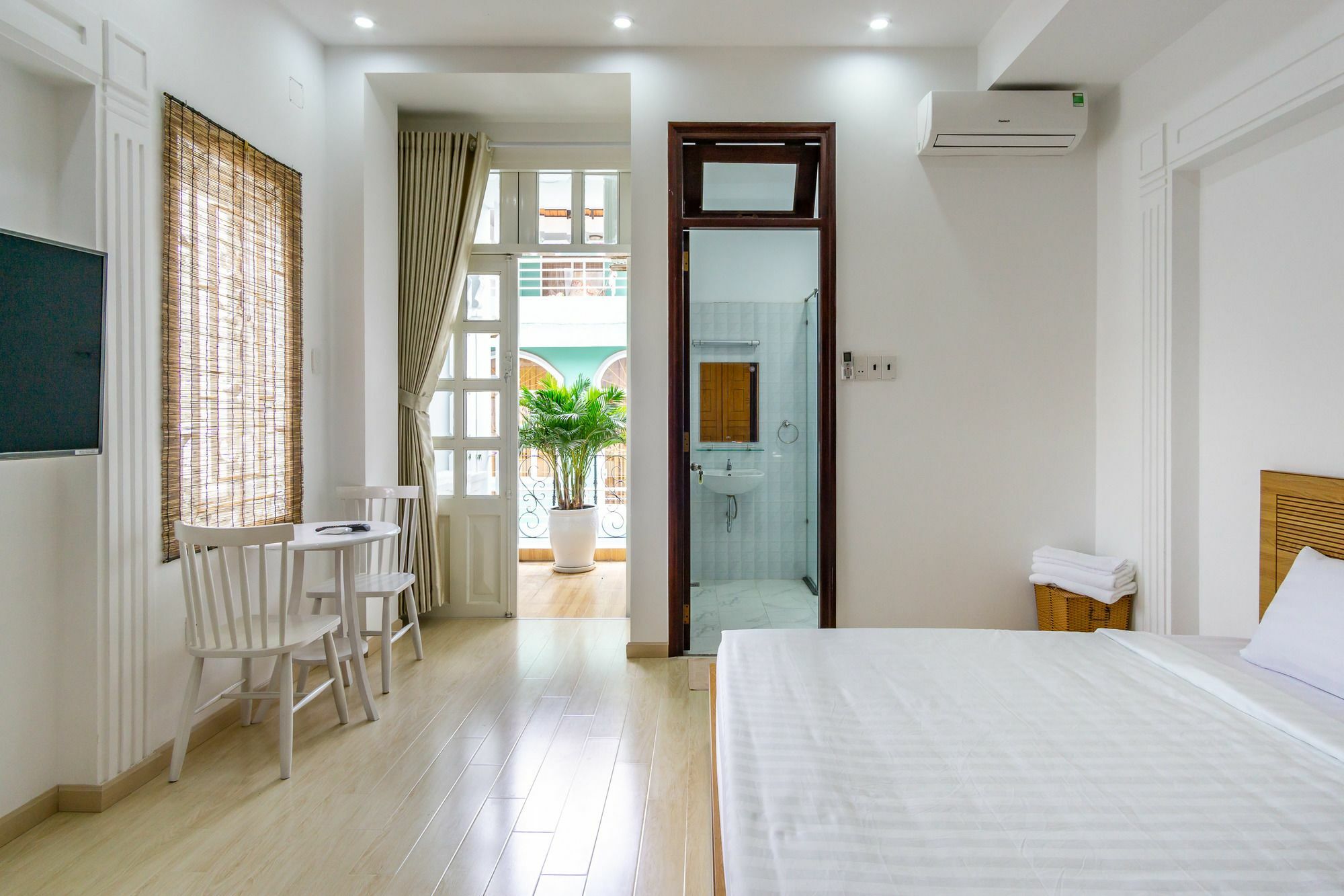 Apa Saigon