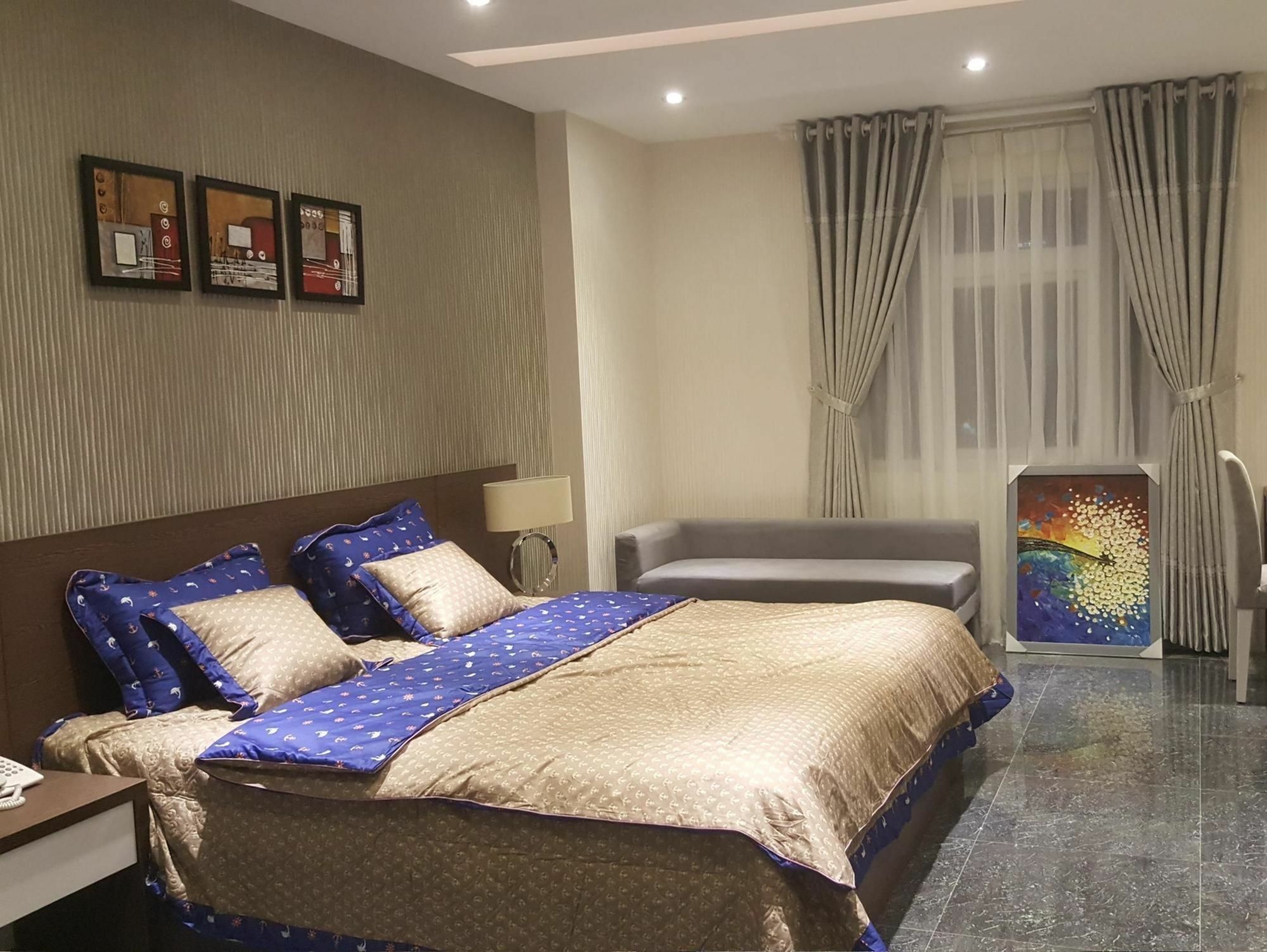Sunny Serviced Apartment *