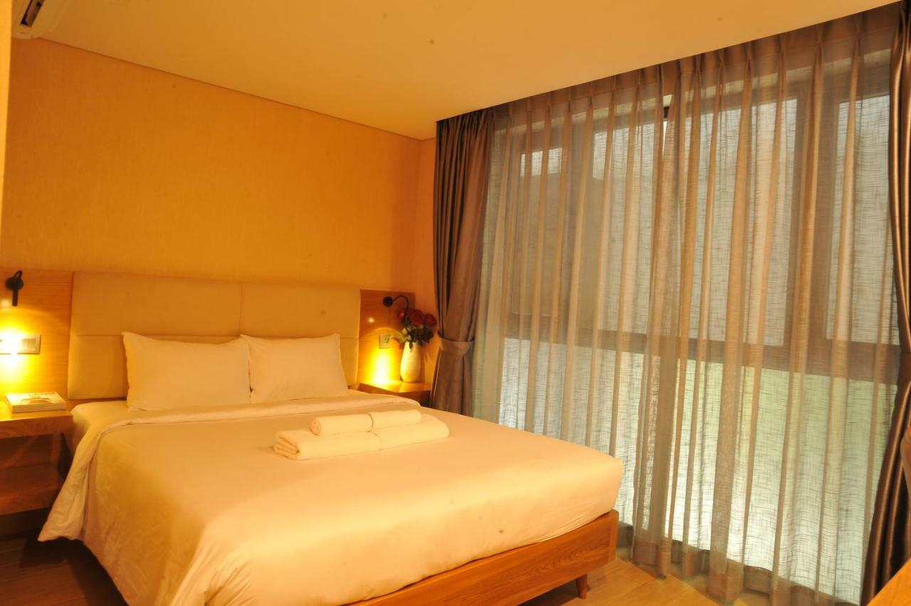 Imperial Saigon Hotel 3*