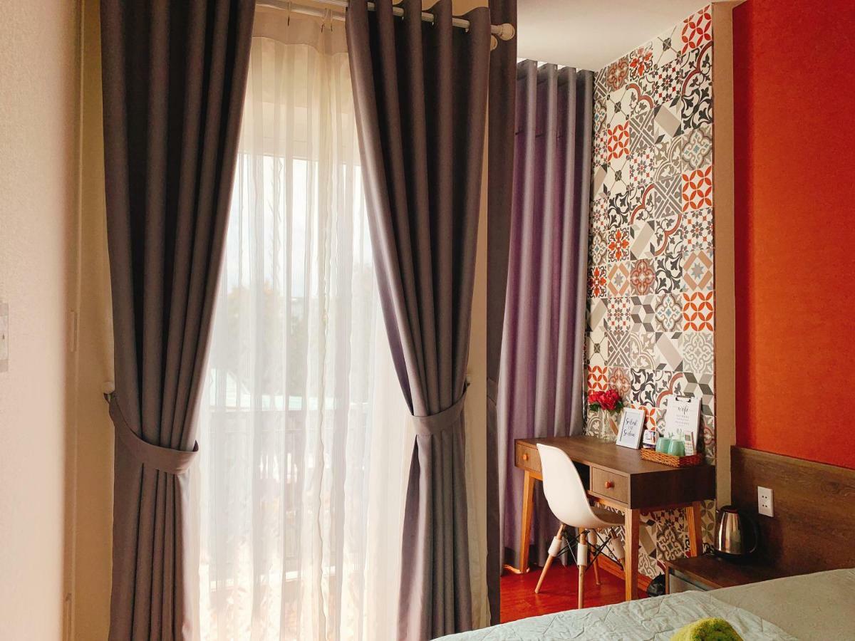 Peace - District 1 Homestay *