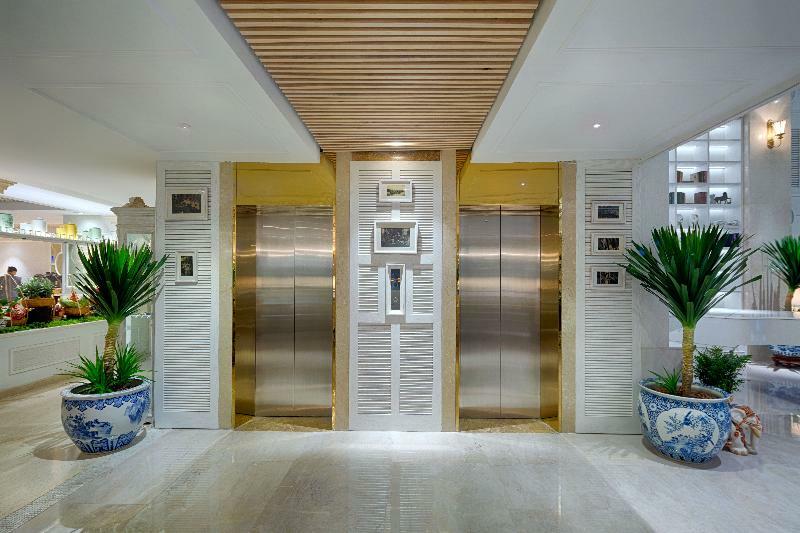 Hotel Au Charner 4*