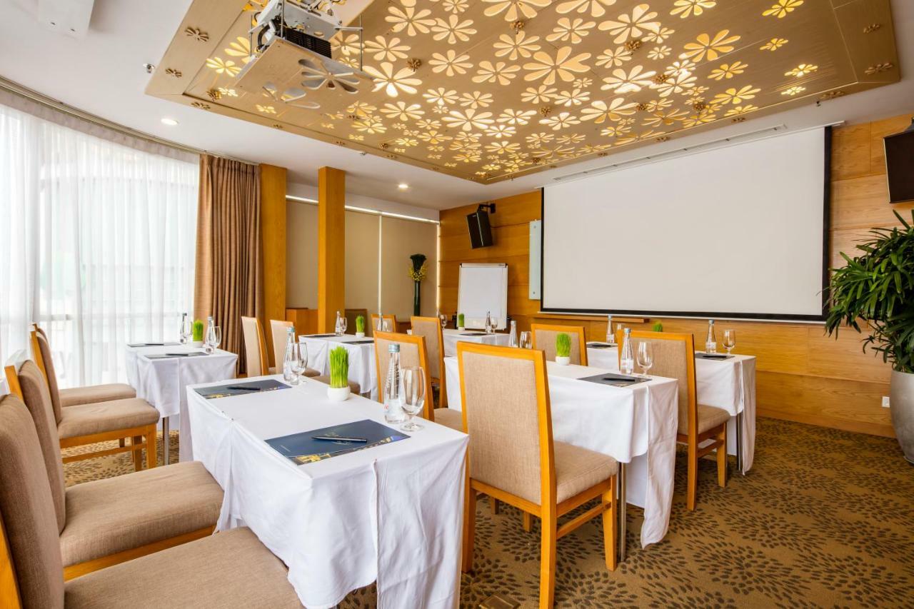 Hotel Paradise Saigon Boutique &
