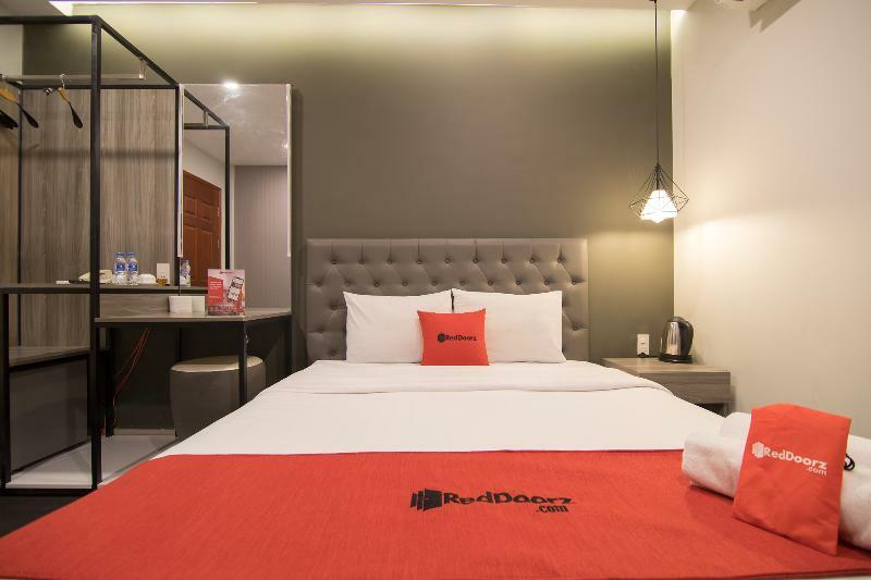 M&h Hotel 2*