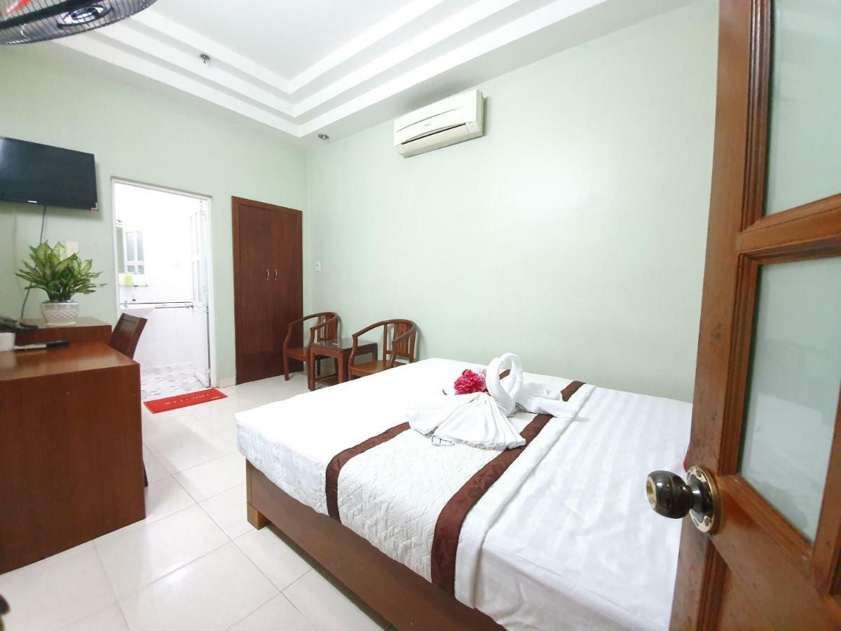 Khach San Truong Son Hotel