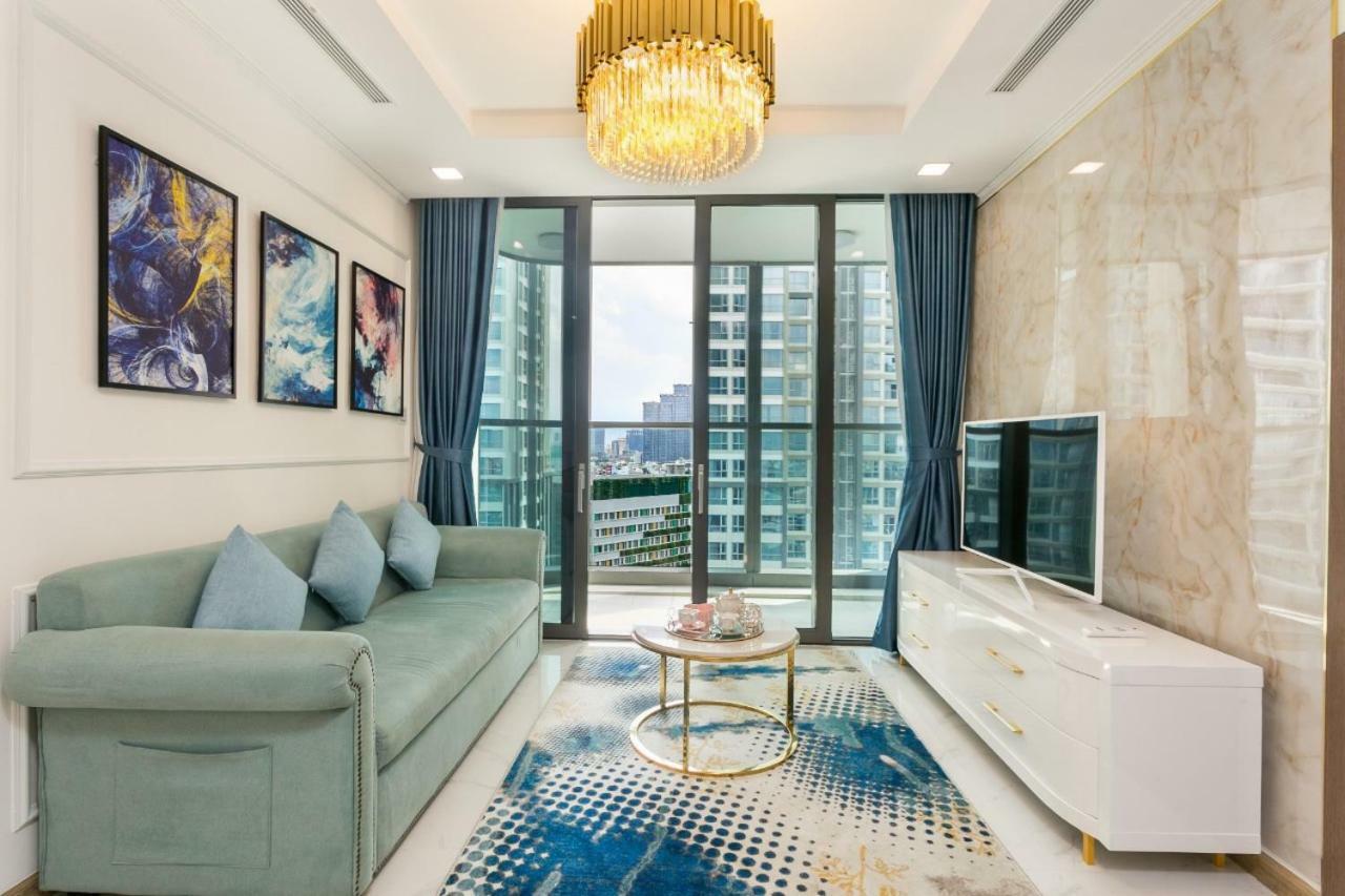 Pangsapuri Vinhomes -christine Luxury