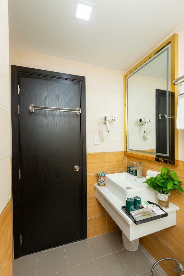 Hotel Havana Airport 3*