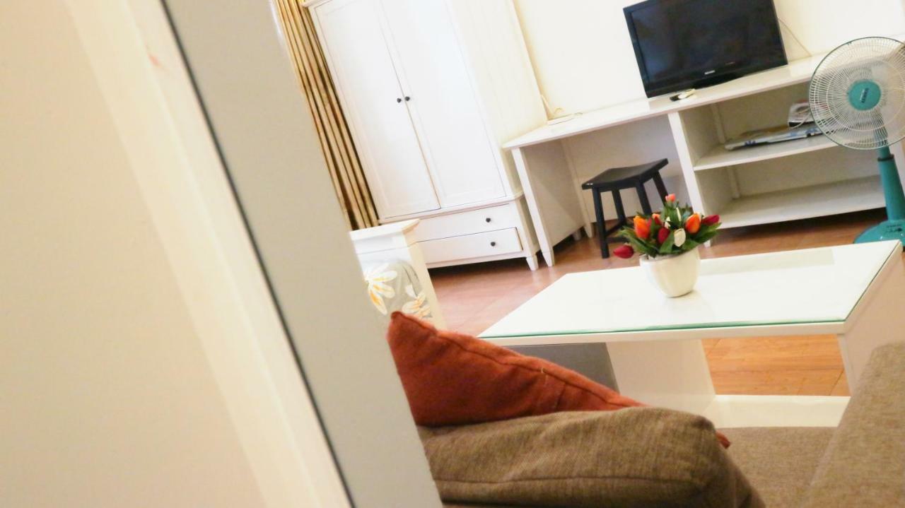 Smiley 3 Apartment *