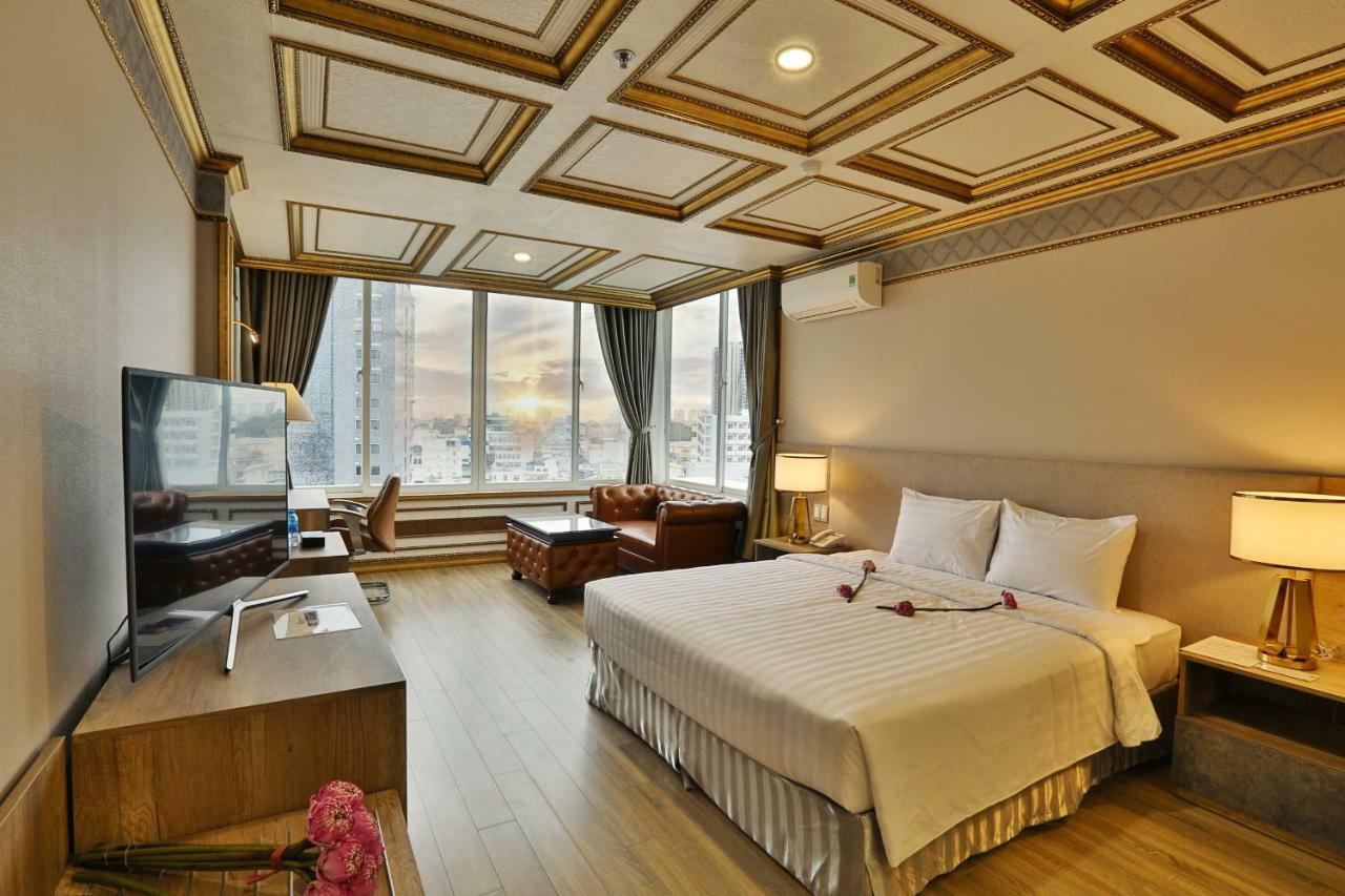 Hotel Lotus Saigon 4*
