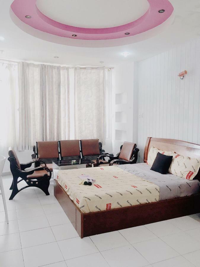 Expats Minh Quang Hotel