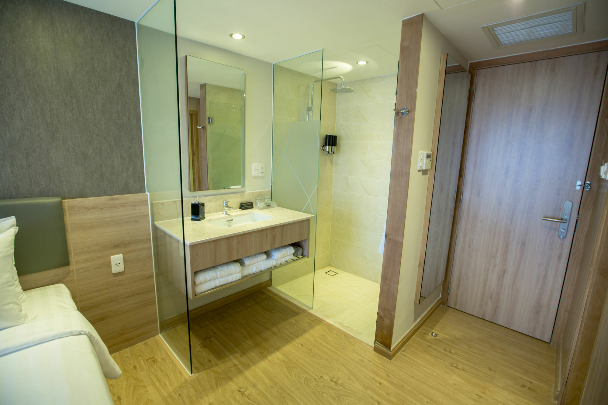 Hotel Avanti Ho Chi Minh City