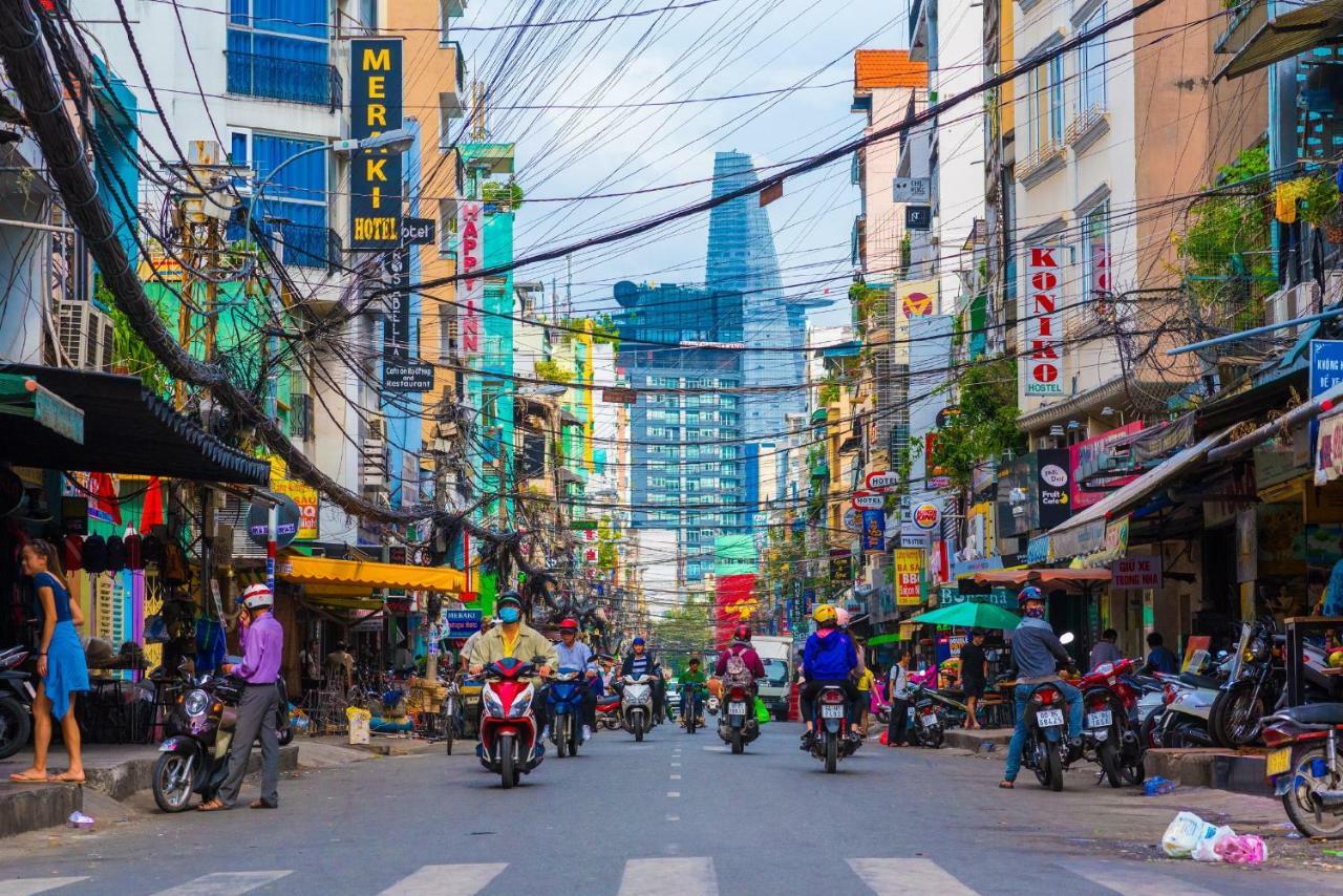 Hotel Reddoorz Near Saigon Zoo 3 2*