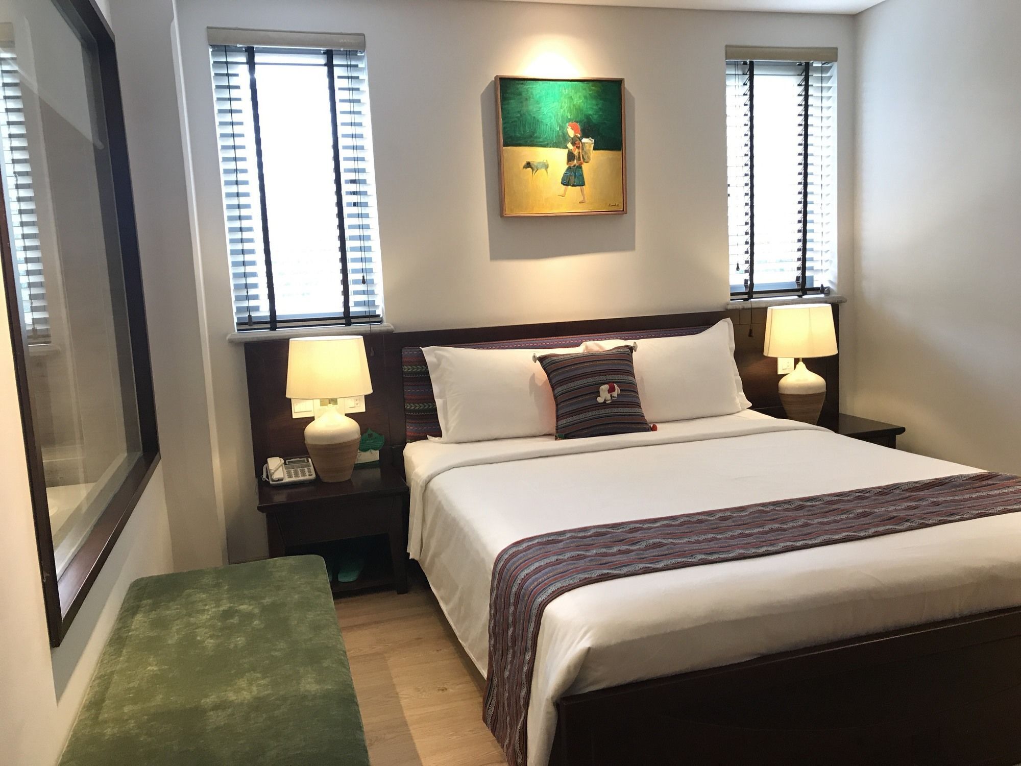 Au Legend Hotel