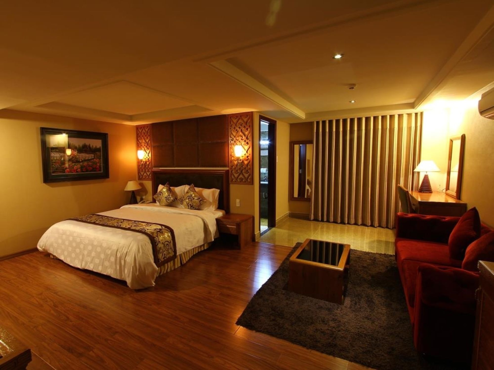 Bali Hotel 2*