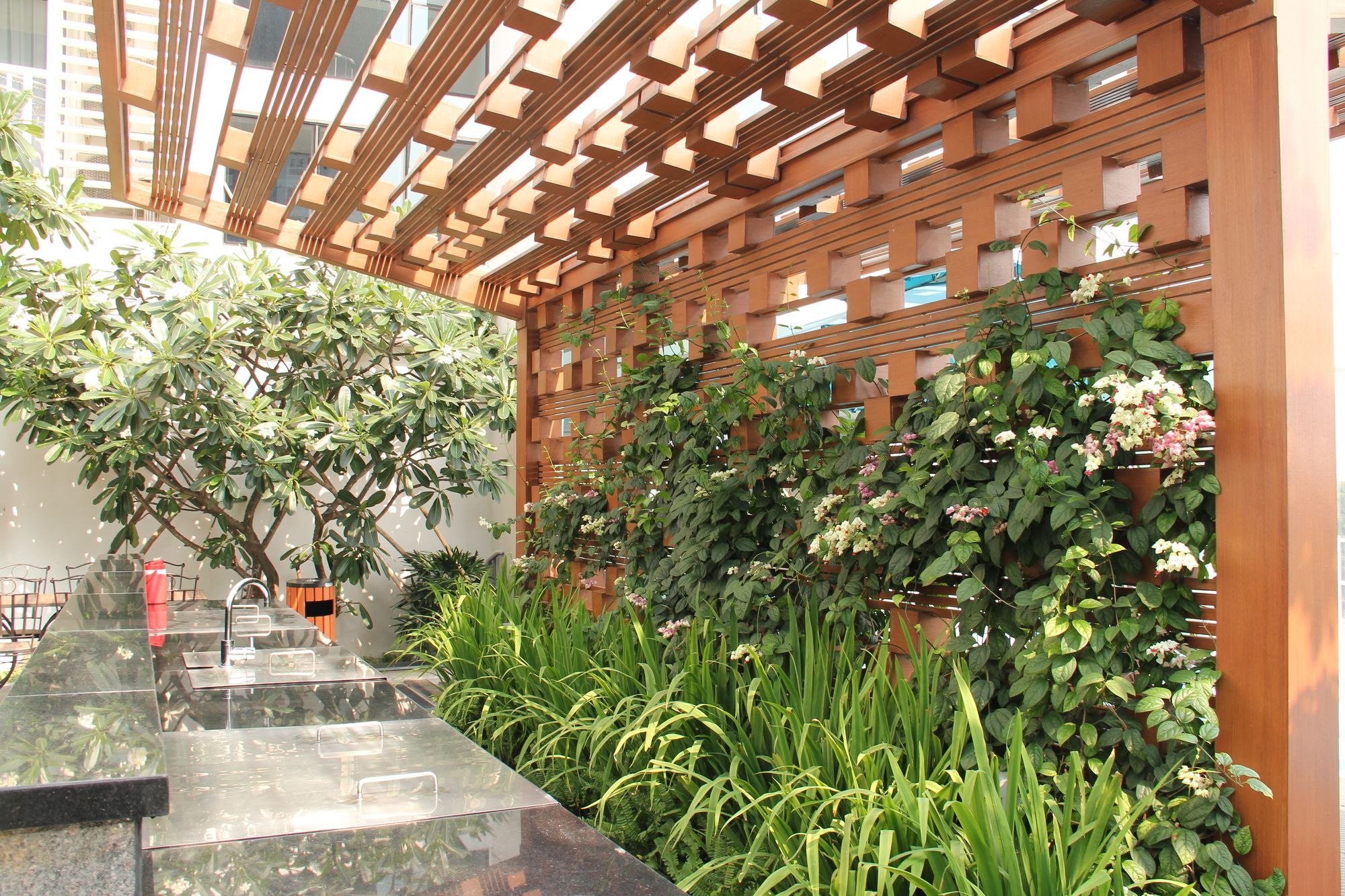 Orchard Airport Apartment
