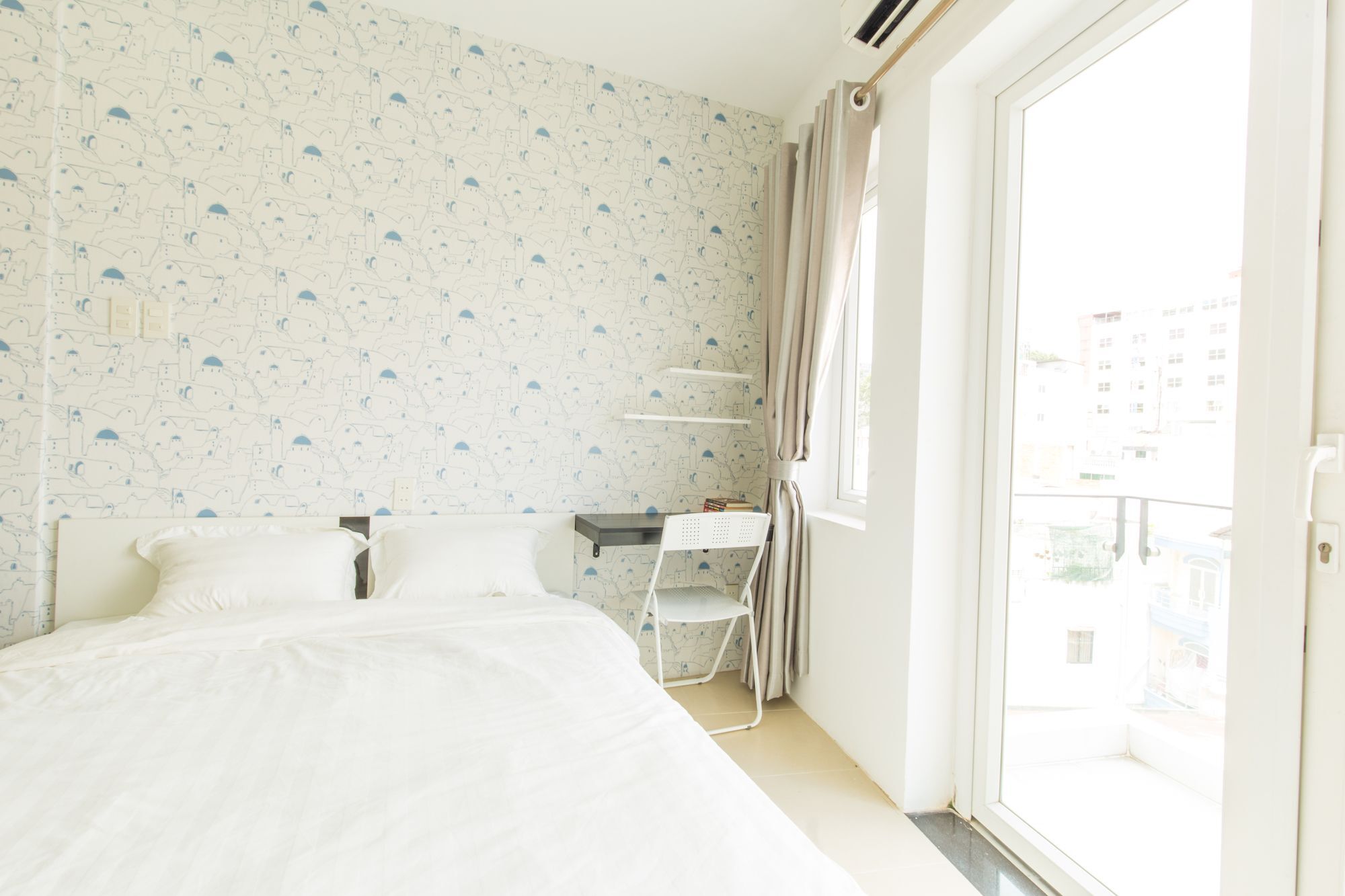 Qhome Saigon - Vo Tan * Ho Chi Minh City