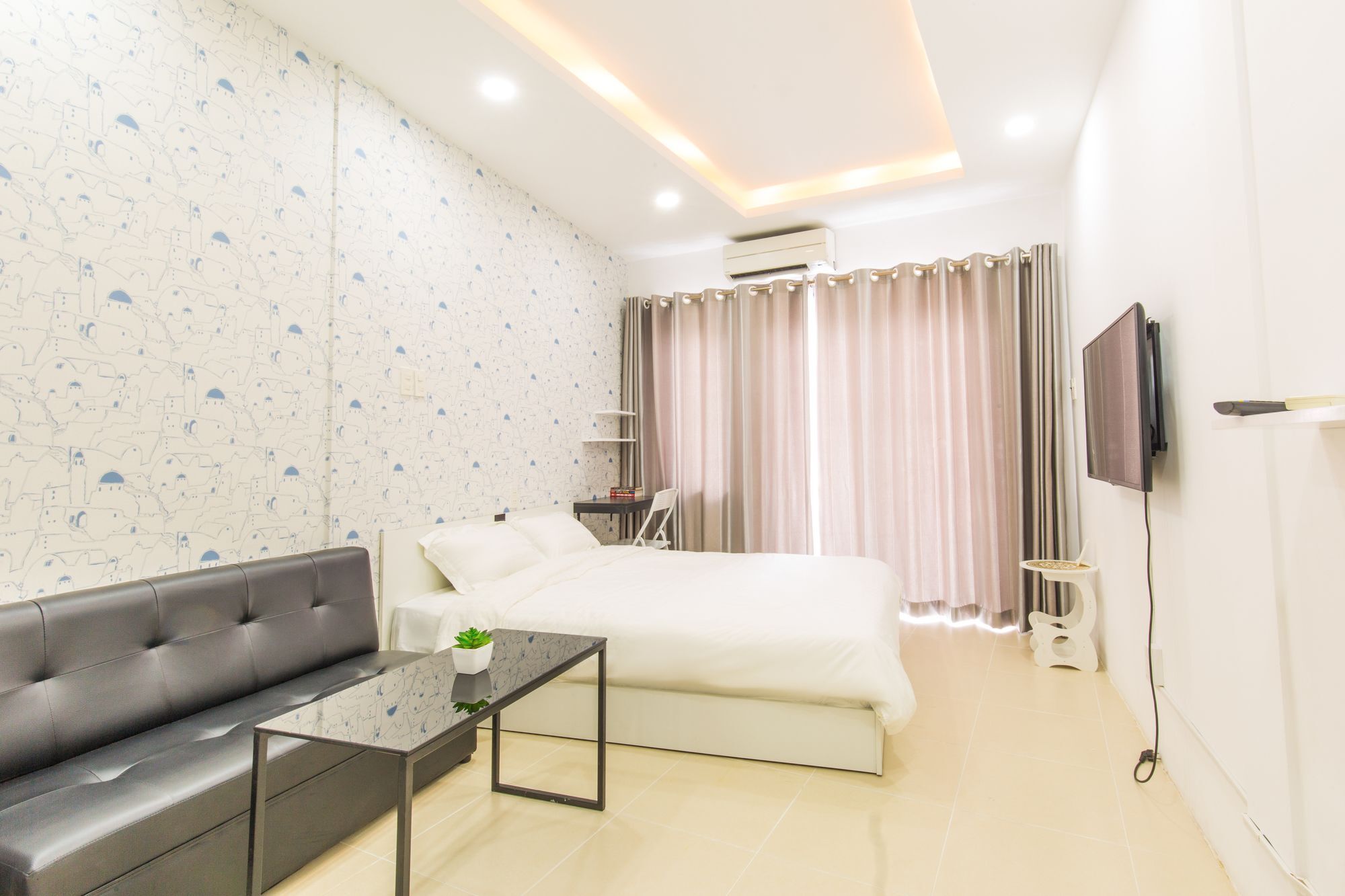 Qhome Saigon - Vo Tan * Ho Chi Minh City
