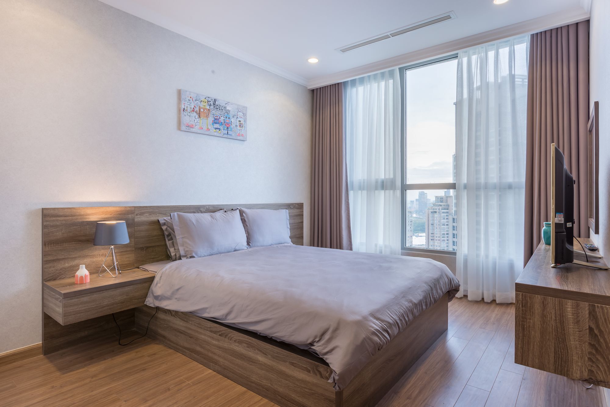 View Modern Cozy 1br
