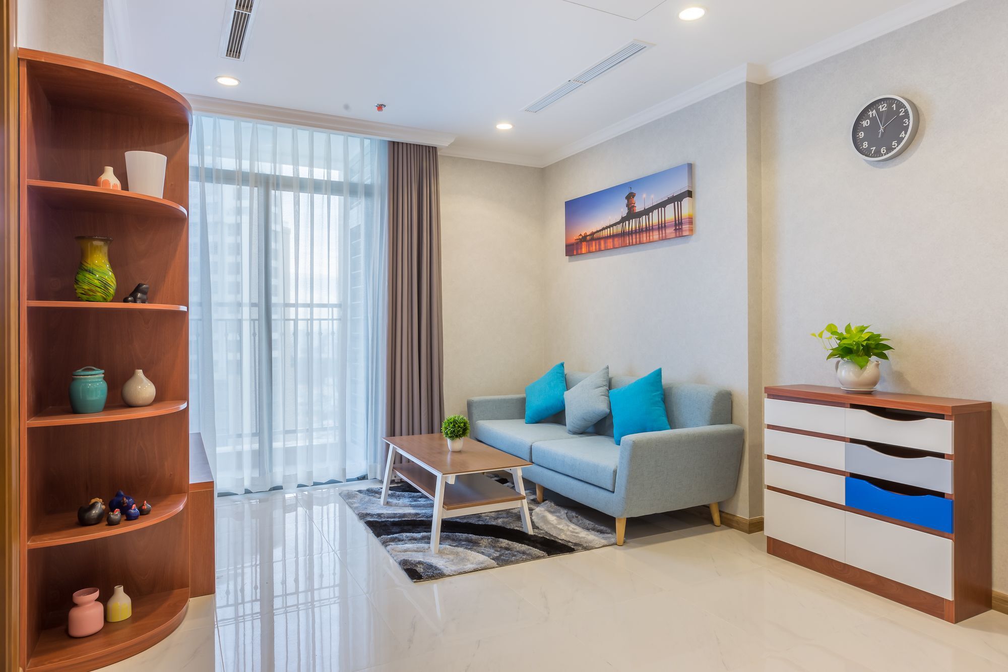 View Modern Cozy 1br