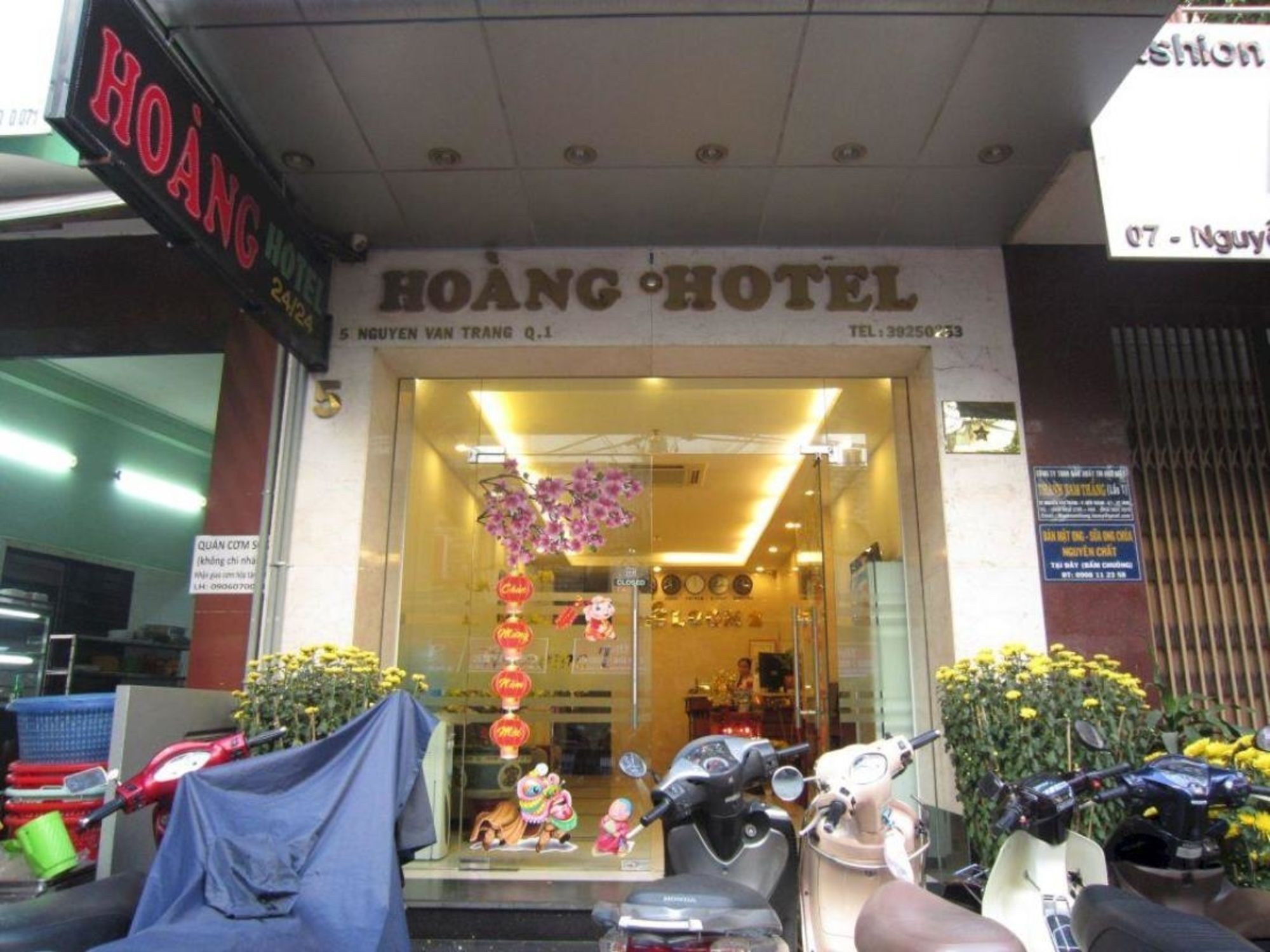 Hoang Luxury Dist 1 Hotel
