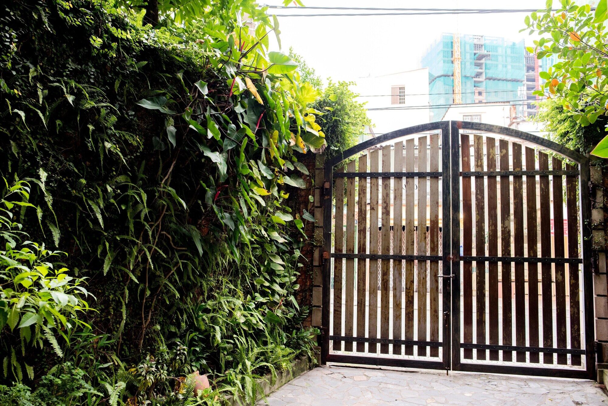 Ba Tra House Hotel 3*