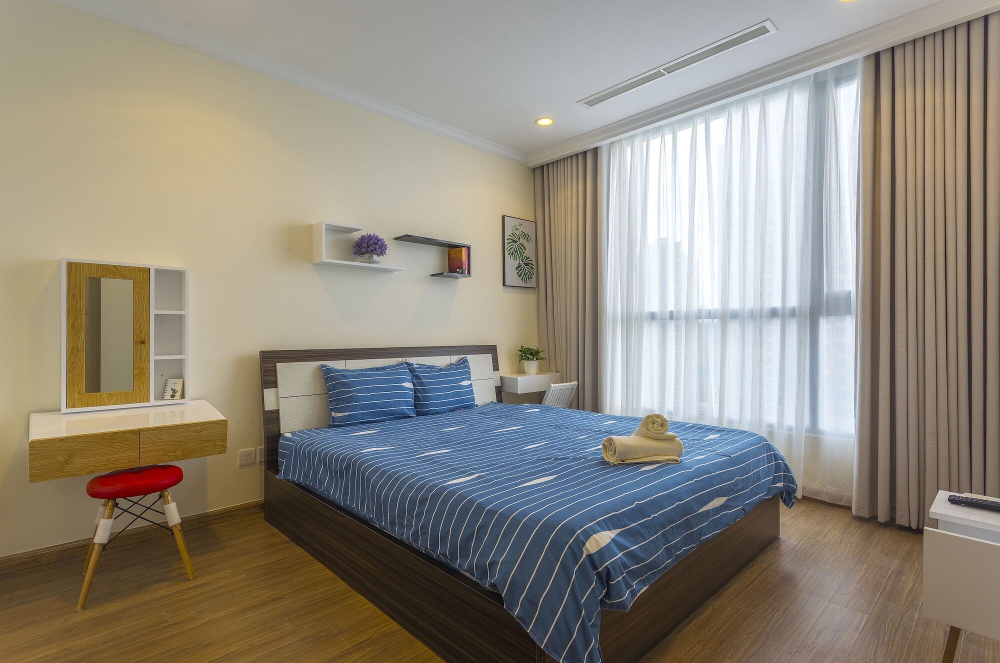 New 3brs Vinhomes Park *