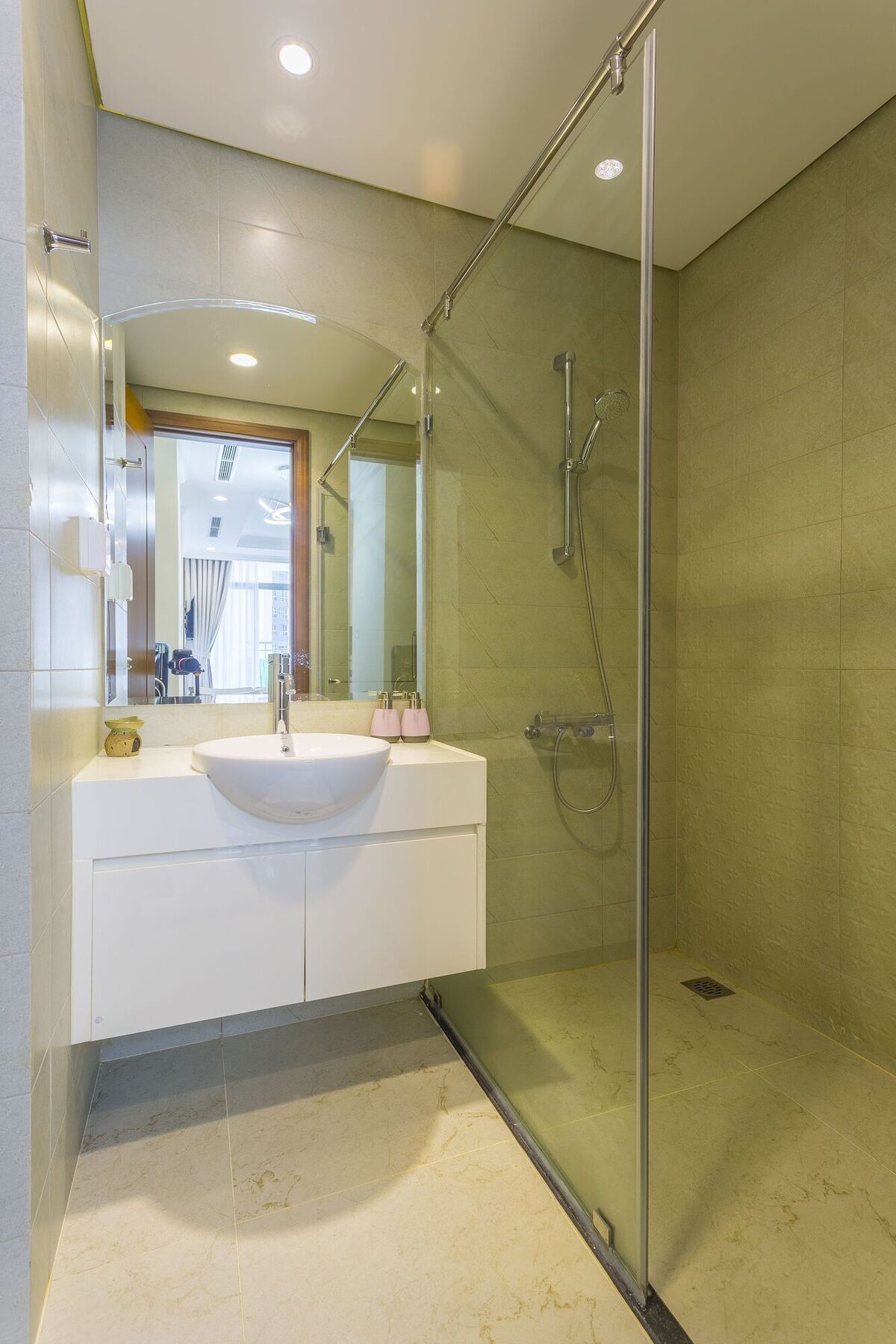 Apartment New 3brs Vinhomes Park Ho Chi Minh City