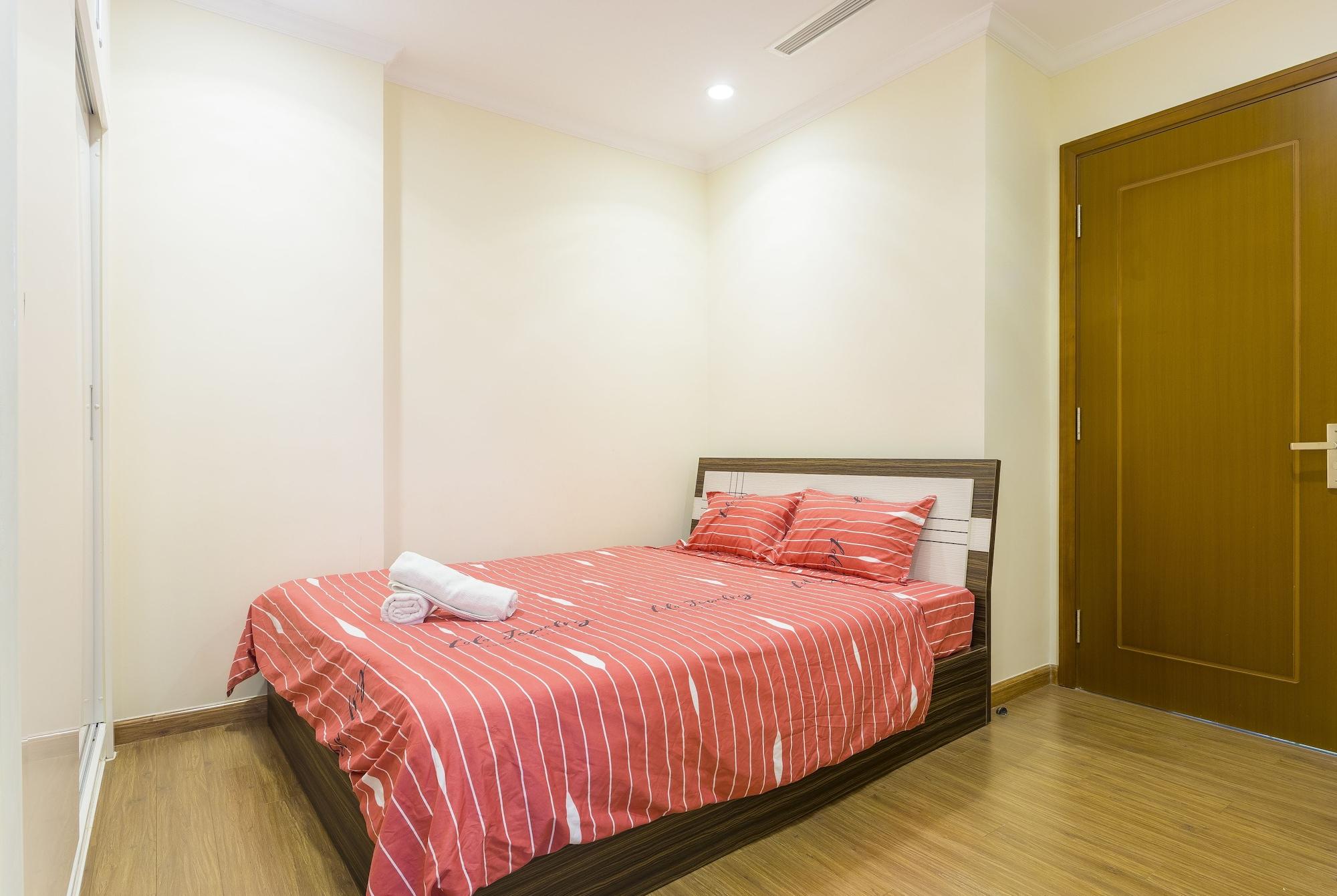 New 3brs Vinhomes Park *