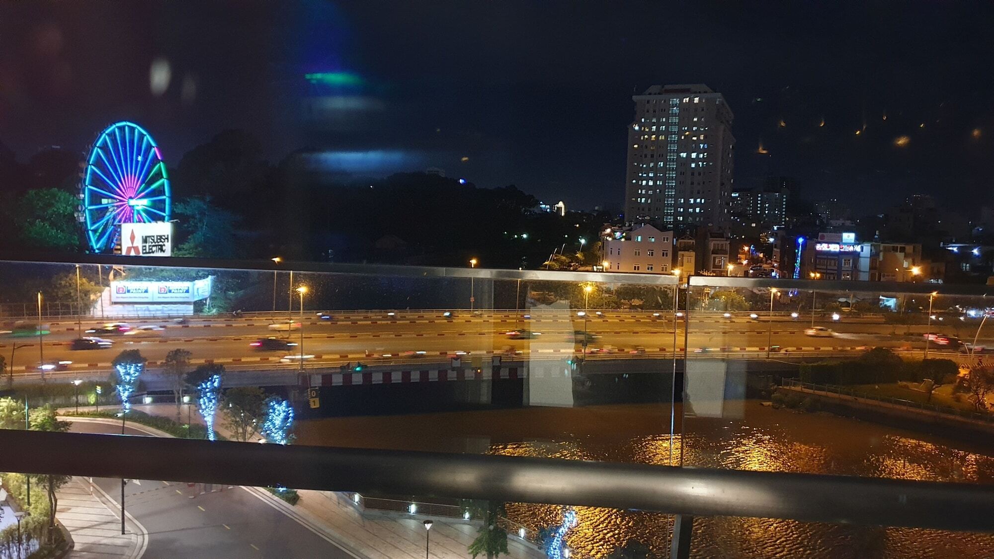 Apartment In Vietnam Vinhomes Golden River