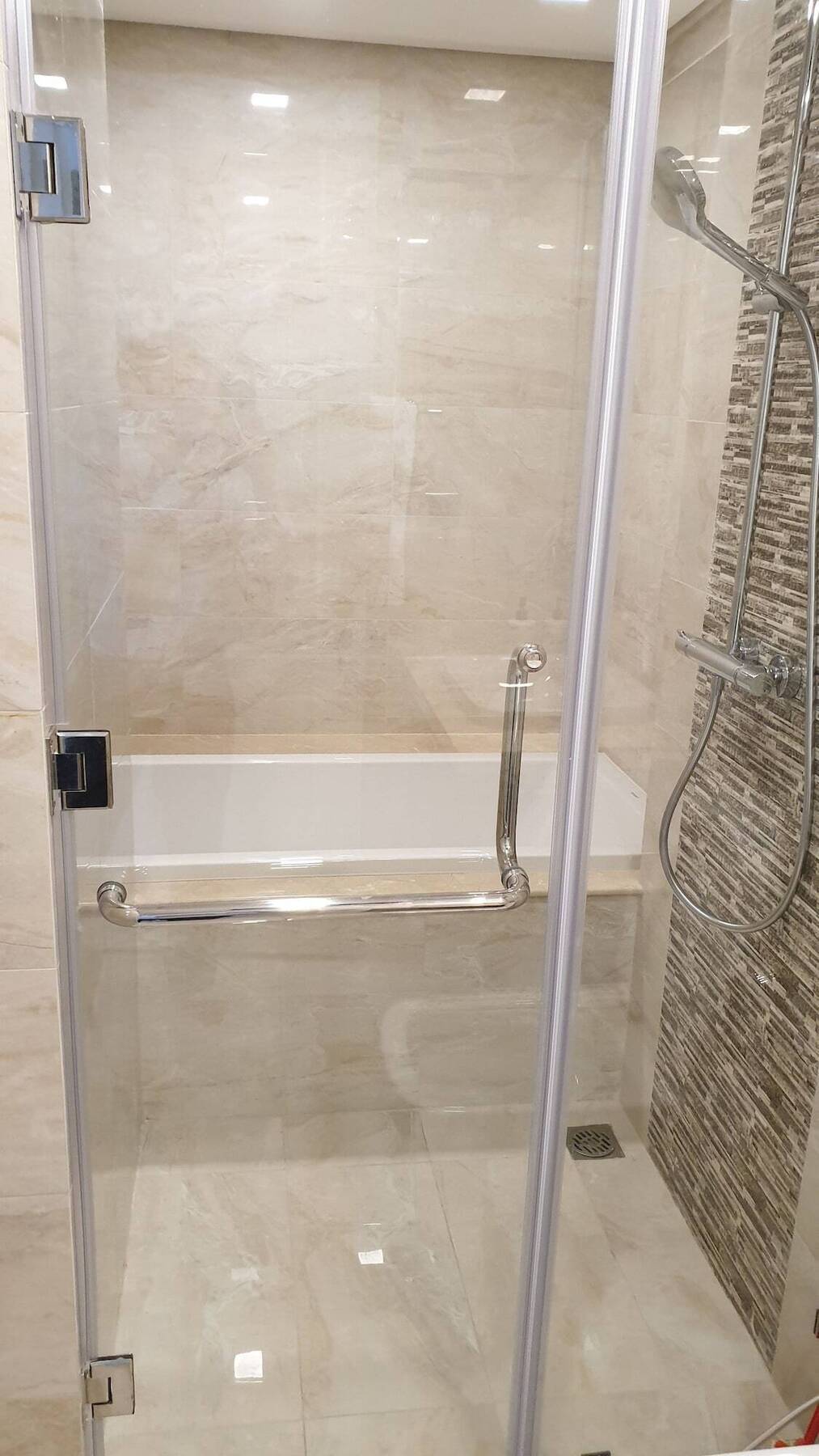 Apartment In Vietnam Vinhomes Golden River Ho Chi Minh City