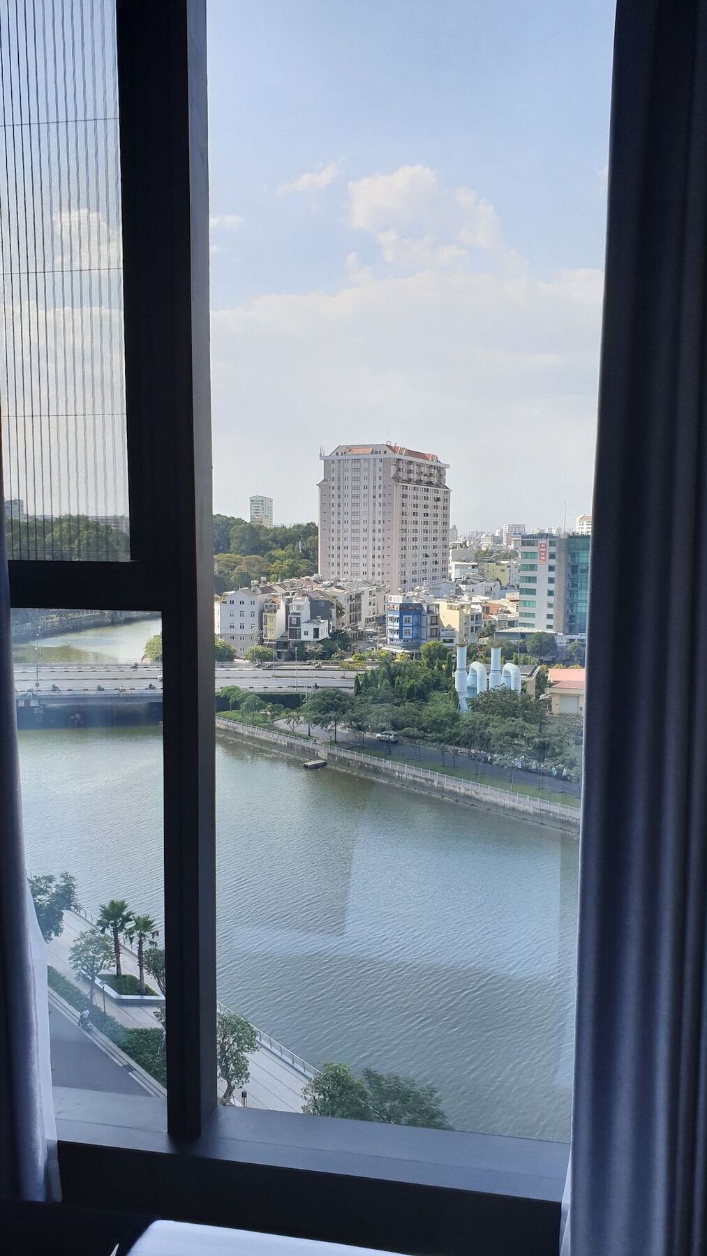 In Vietnam Vinhomes Golden River Apartment Ho Chi Minh City