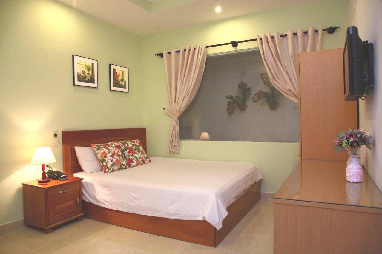 Hotel Hello House