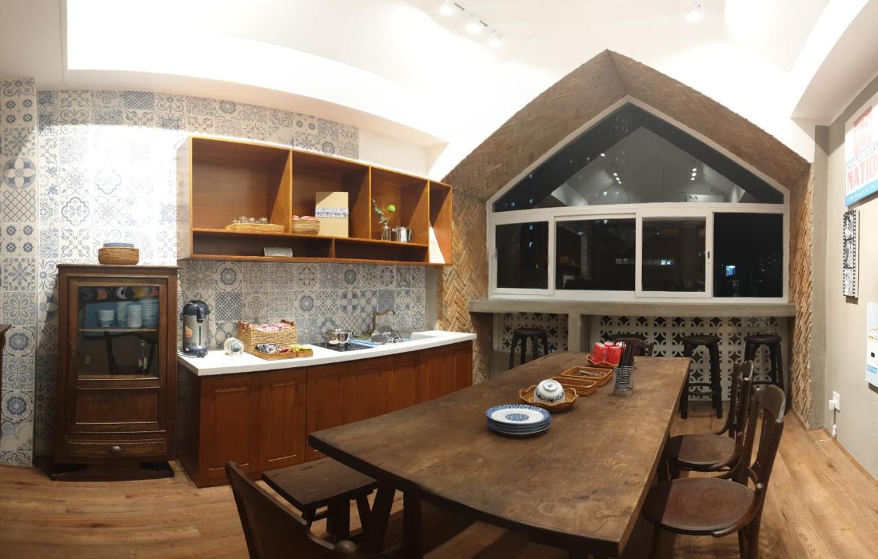 Saigon1984 Vintage Private District 1 With 6 Bedrooms And 6 Bathrooms * Ho Chi Minh City