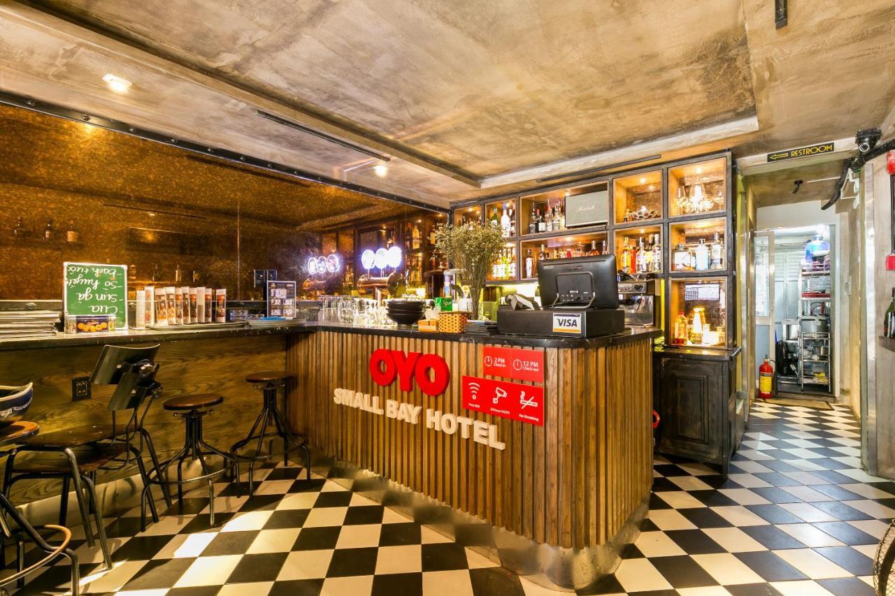 Oyo 438 Small Bay Hotel Ho Chi Minh City