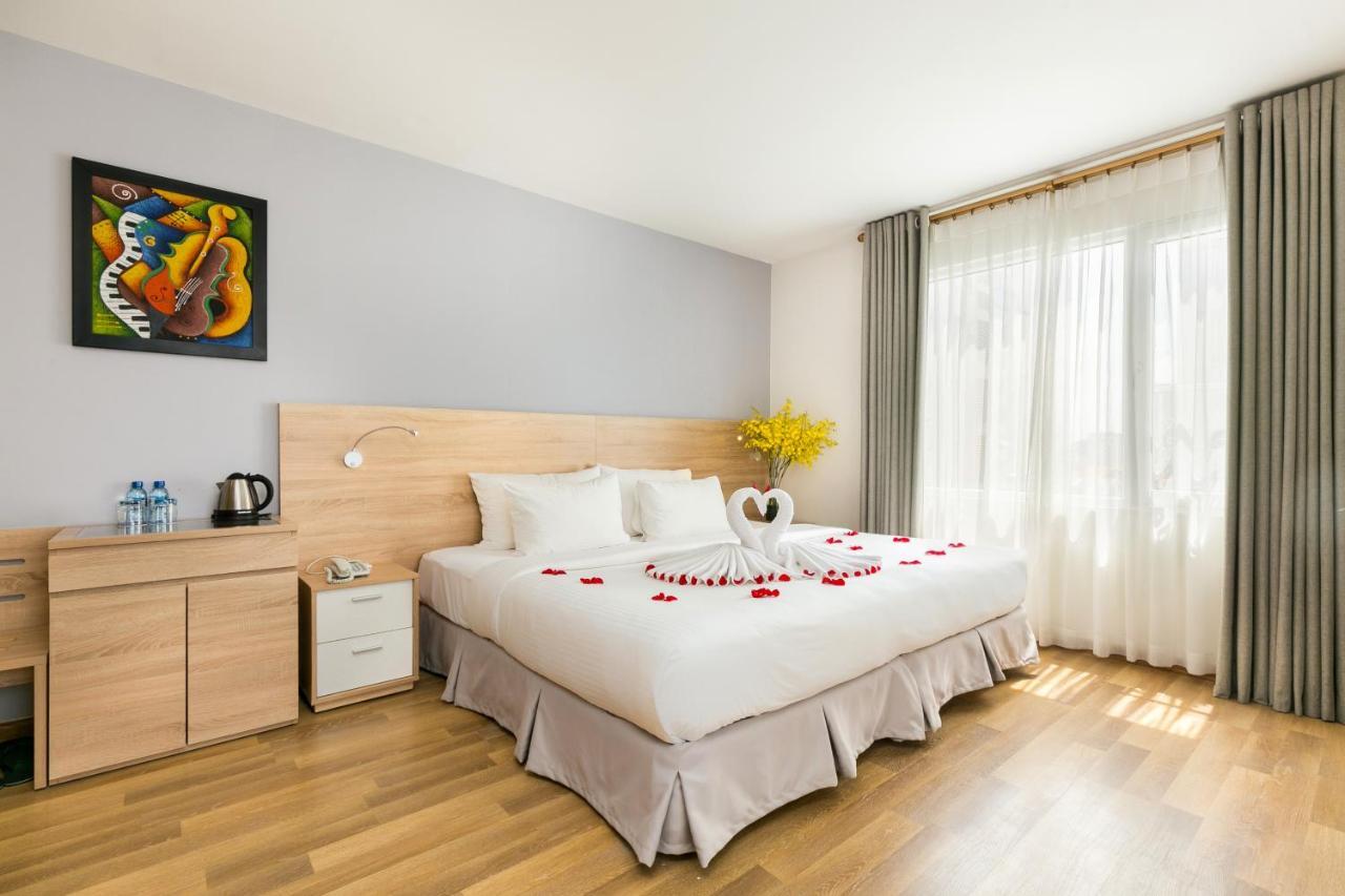 Jovia Hotel 3*
