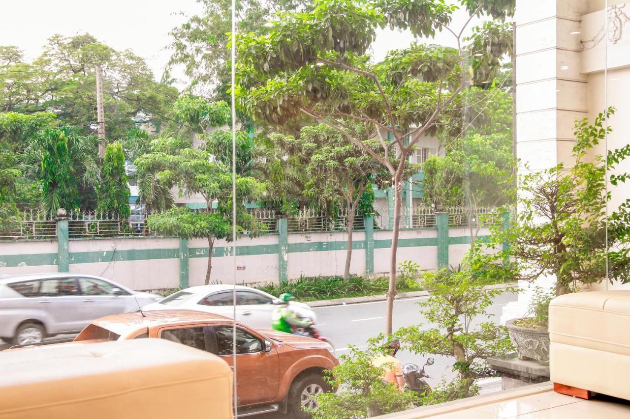 Sazi Erato Airport Hotel Hotel
