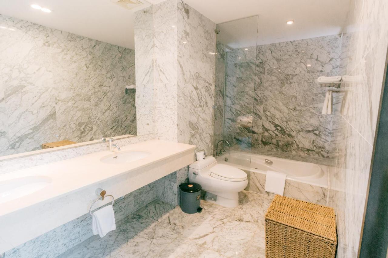 Blue Arch - Luxury Serviced In Saigon Apartment Ho Chi Minh City