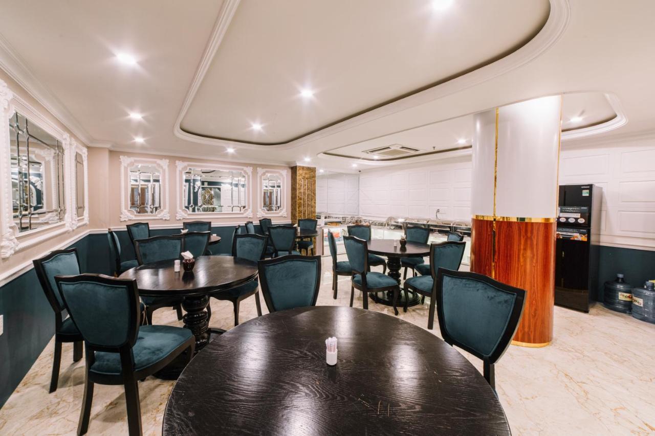 Saigon Hanoi 3*