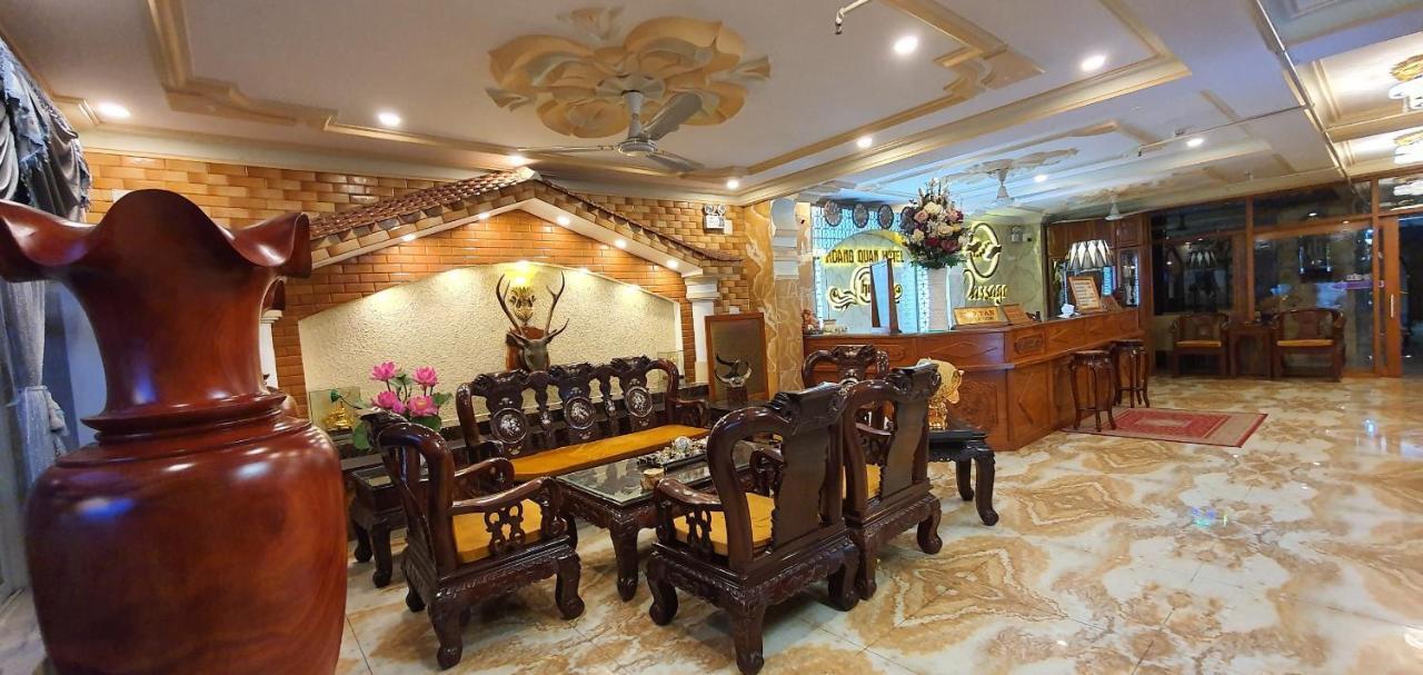 Hoang Quan Hotel 2*