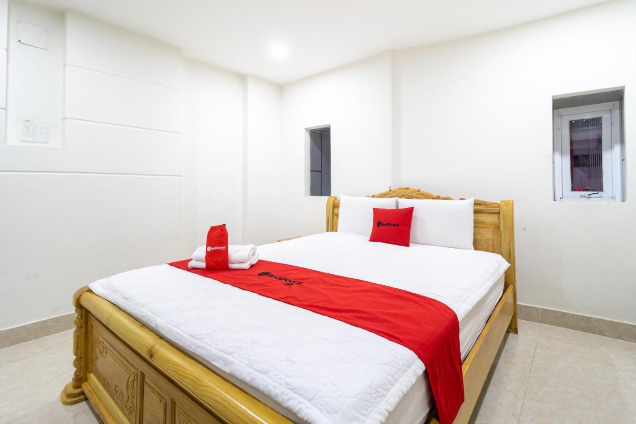 Hotel Reddoorz Near Saigon Train Station 3 2*