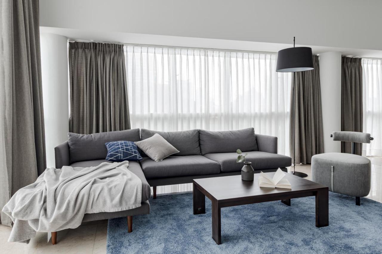 Blue Arch - Luxury Serviced In Saigon Apartment