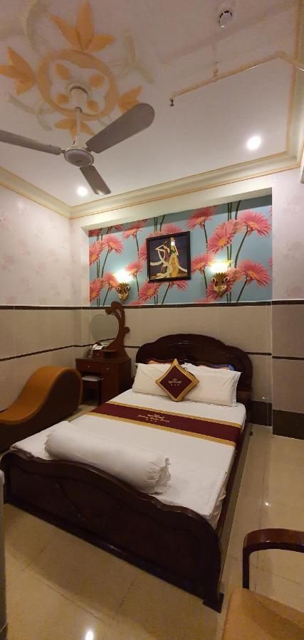 Hotel Hoang Quan 2*
